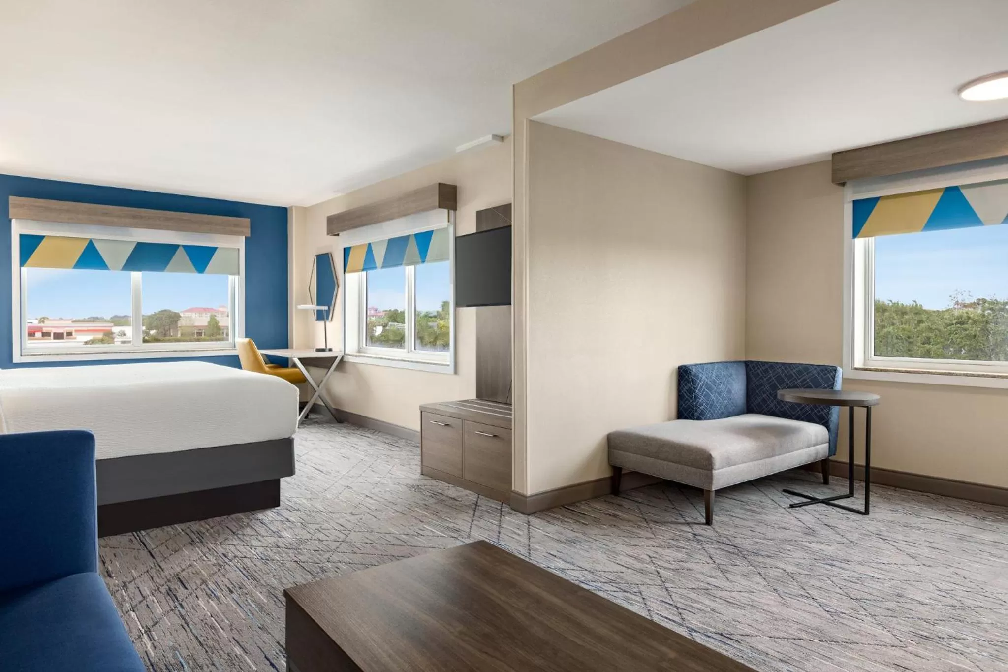 Mini King Suite - Non-Smoking in Holiday Inn Express Hotel & Suites Fort Pierce West by IHG