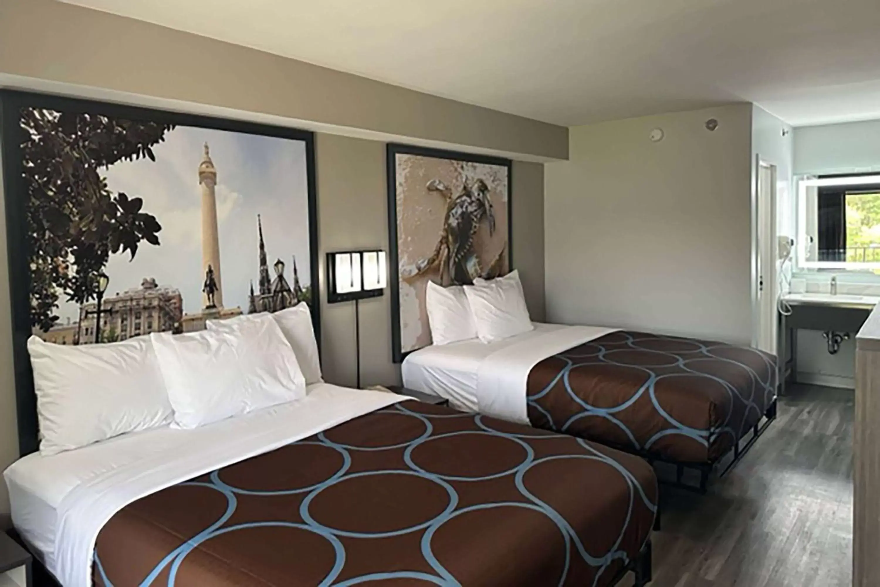 Super 8 by Wyndham Baltimore Northwest Super 8 by Wyndham Baltimore Northwest