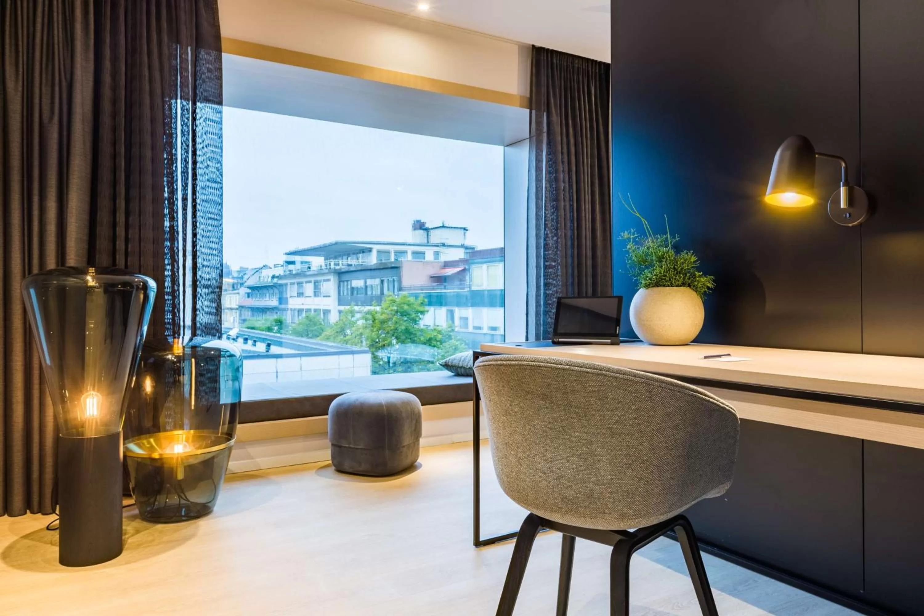 Superior Room - Bay Window in Radisson Blu Hotel, Mannheim