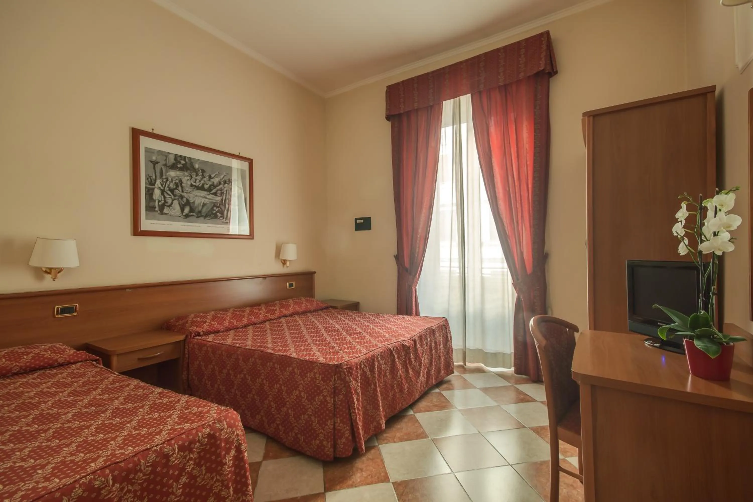 Triple Room in Hotel RomAntica