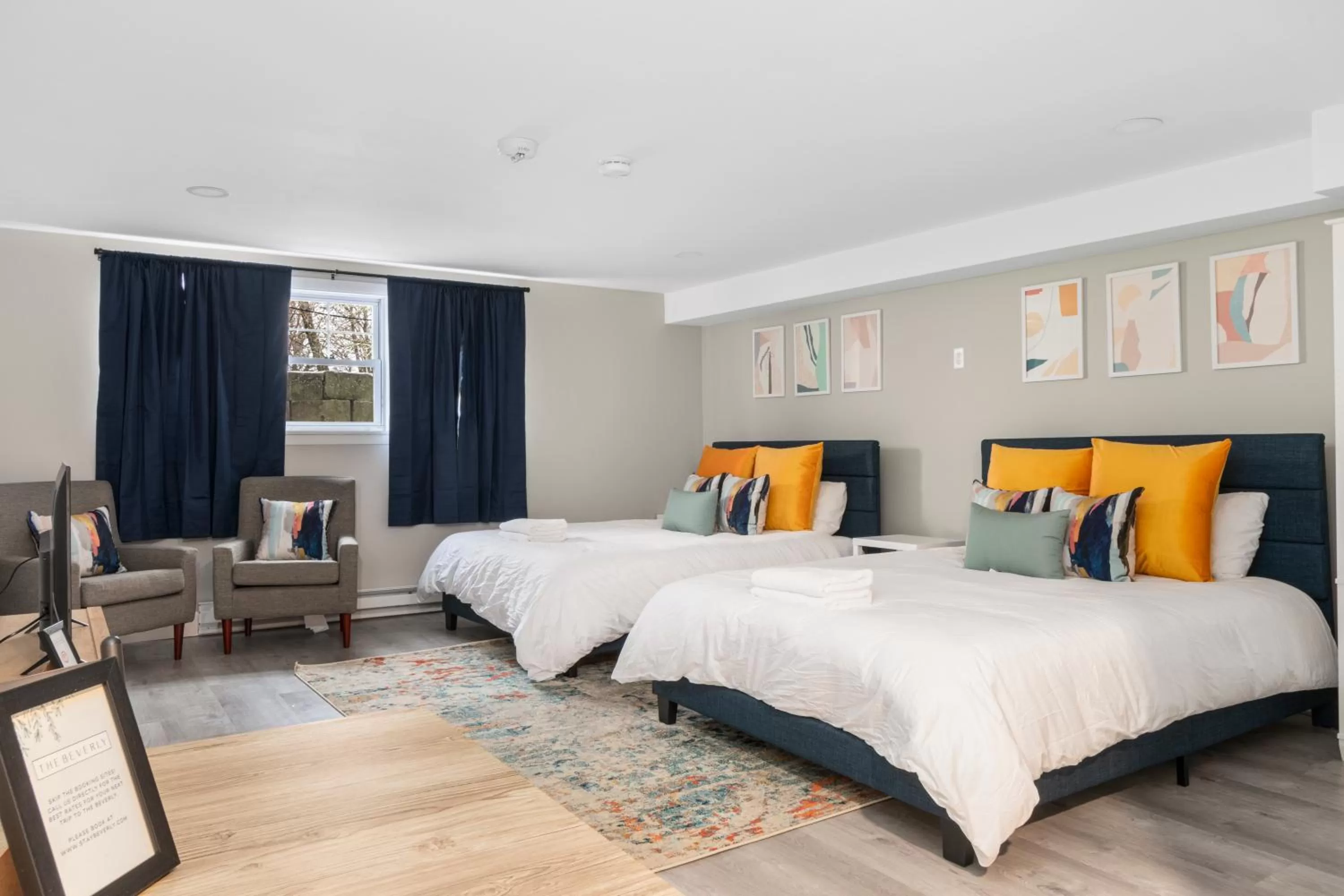 Queen Studio-Basement Level in The Beverly