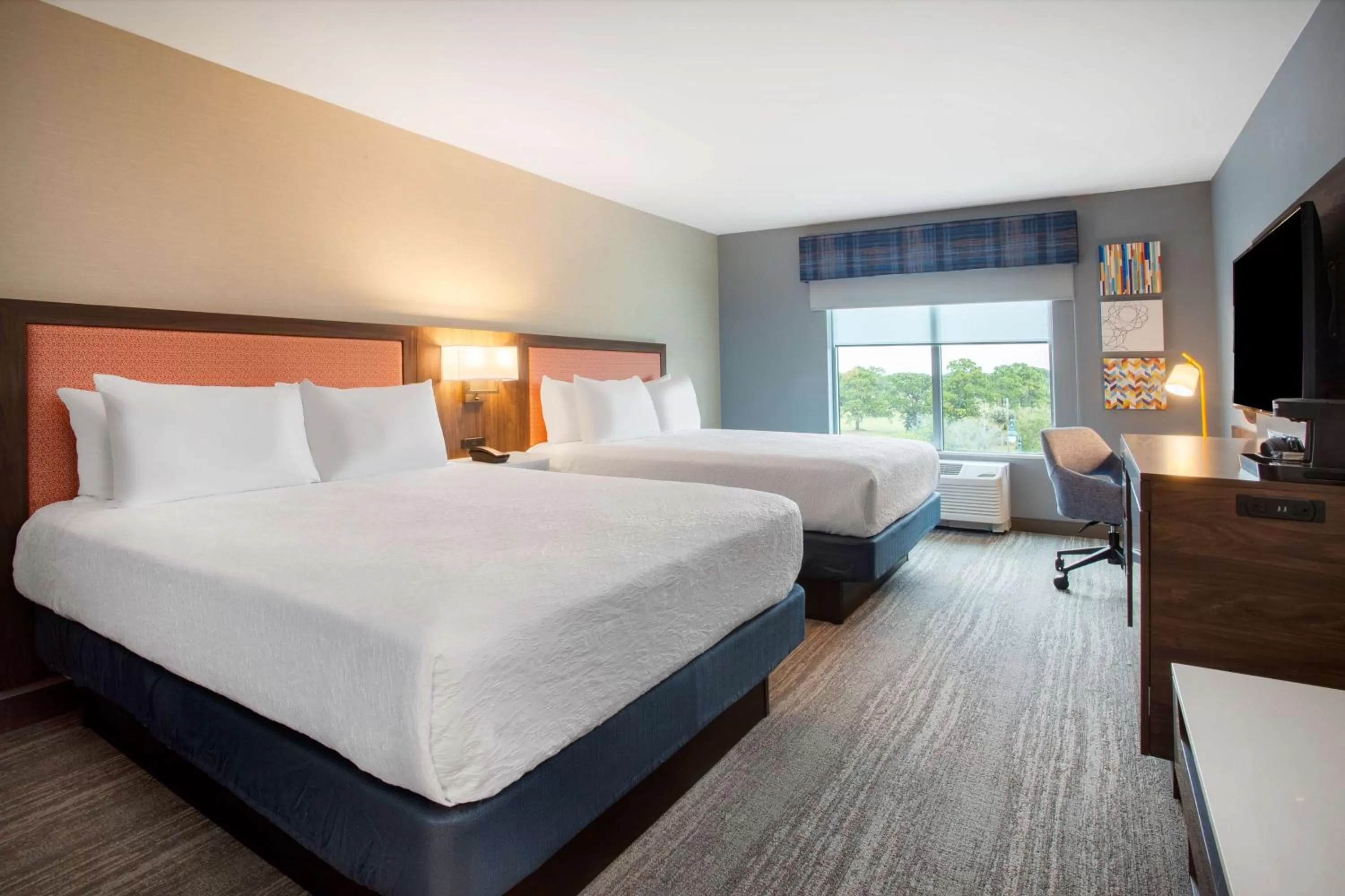 Queen Room with Two Queen Beds - Hearing Access/Non-Smoking in Hampton Inn & Suites North Port, Fl
