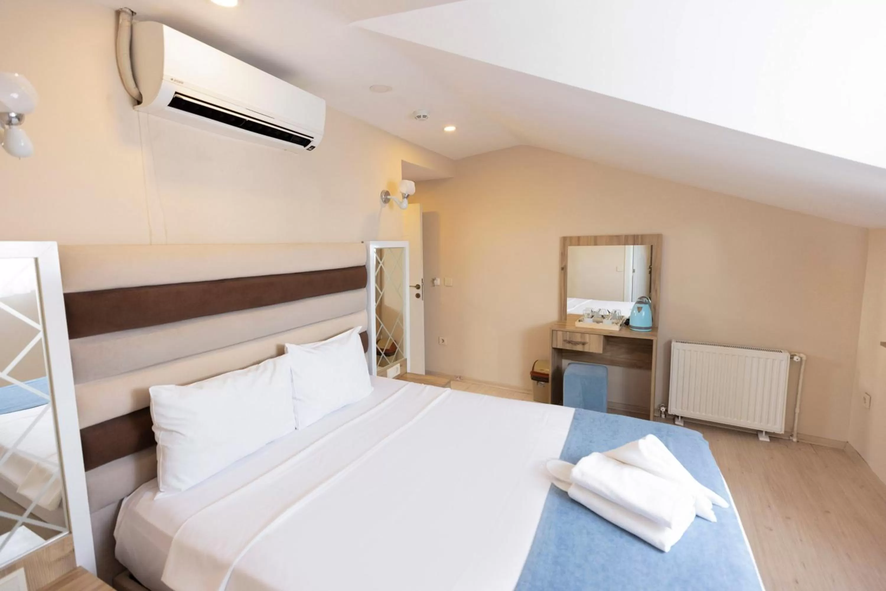 Economy Double Room in De Marêe