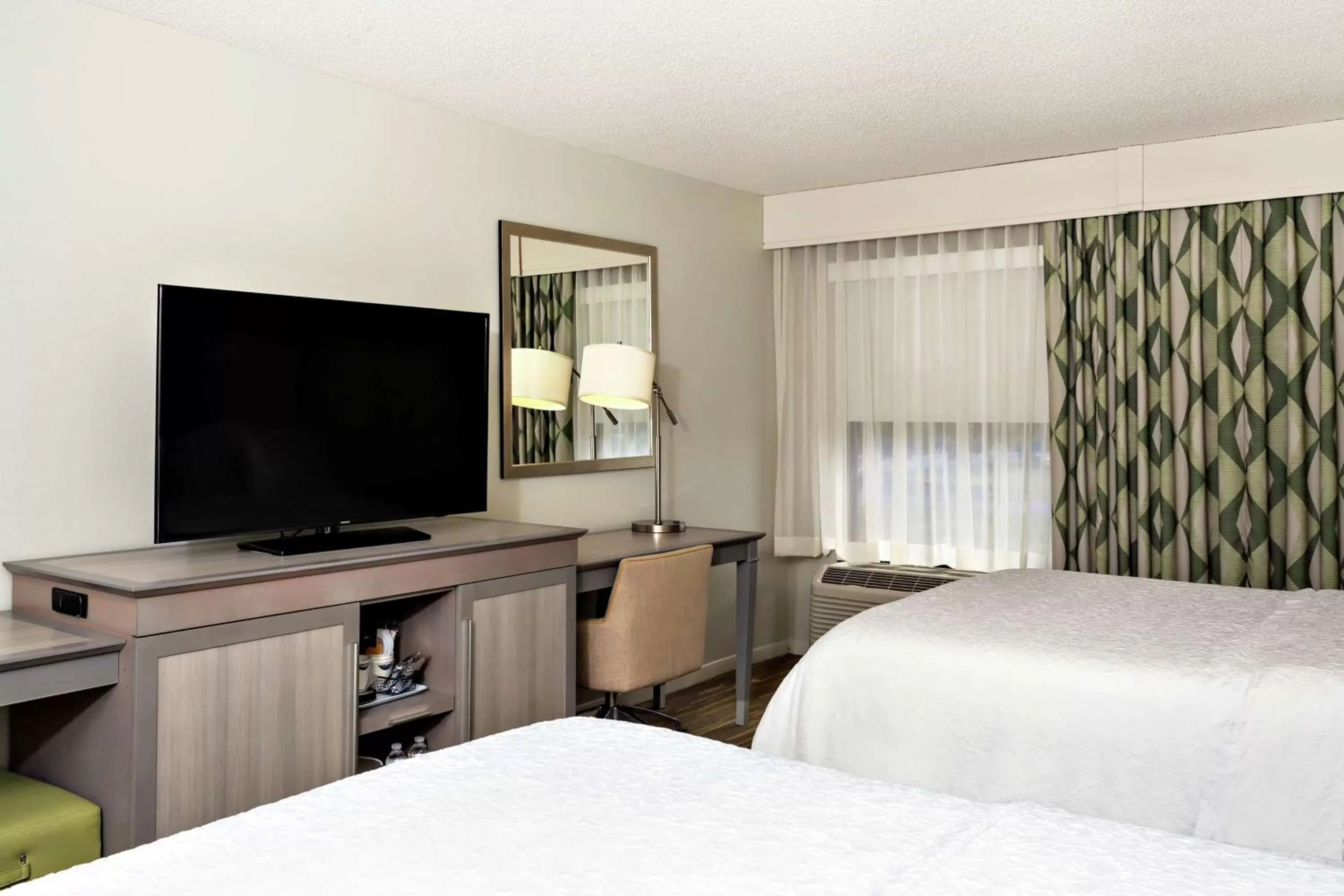 Room with Two Queen Beds - Non-Smoking in Hampton Inn Melbourne