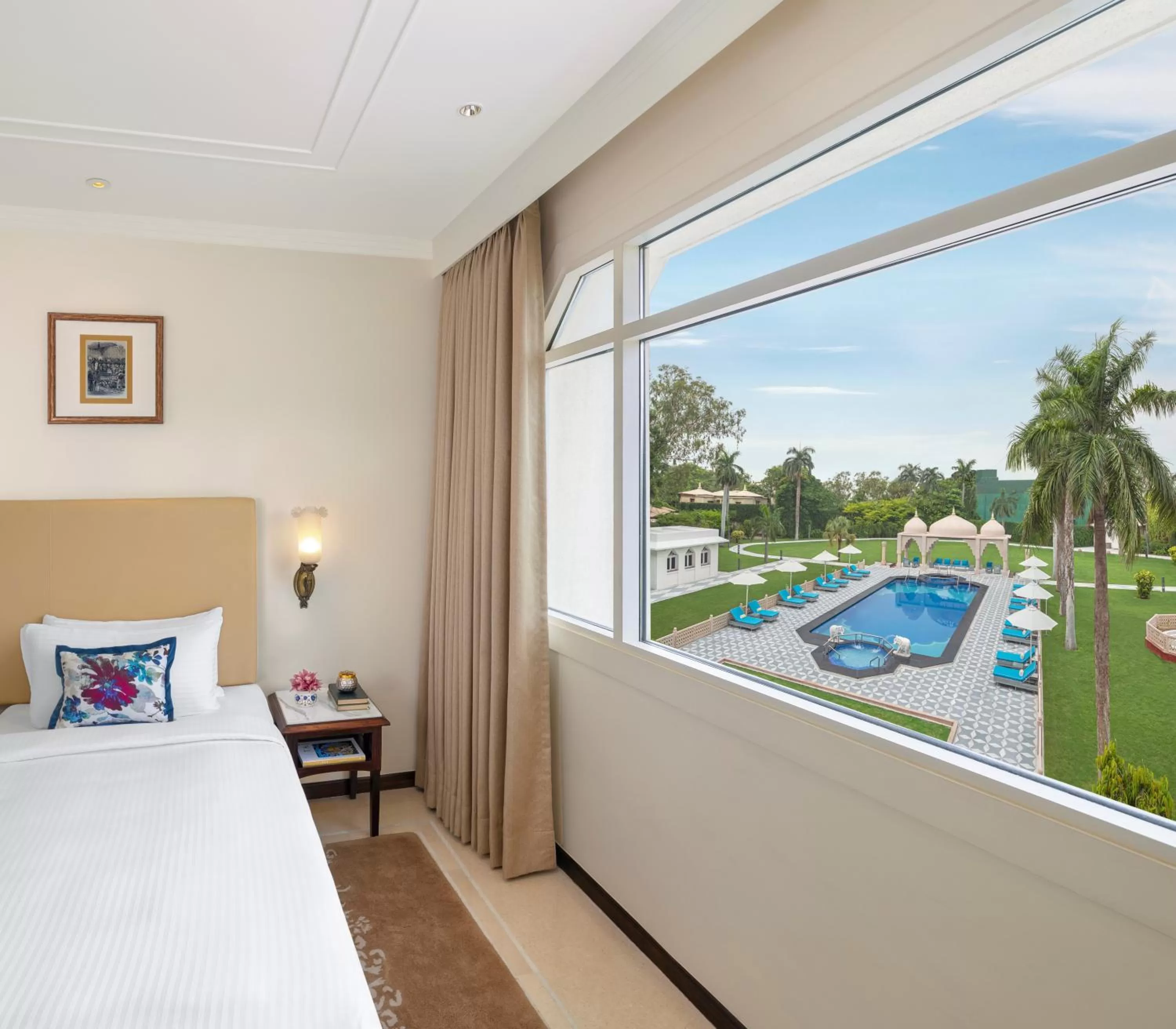 Deluxe Room Pool View King Bed - single occupancy in Tajview, Agra-IHCL SeleQtions