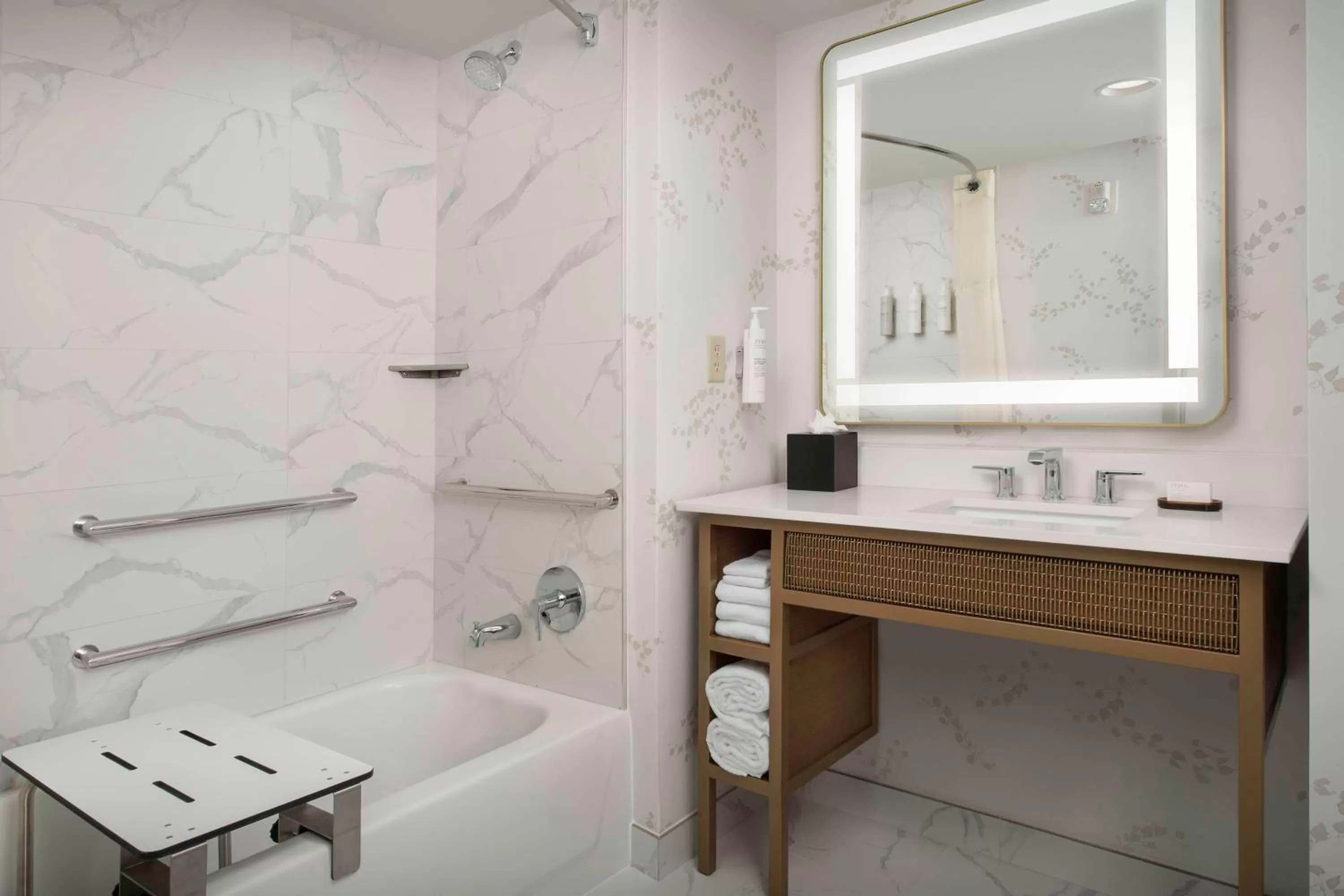 Two-Bedroom Suite with Mobility/Hearing Access Tub in Embassy Suites by Hilton Dulles North Loudoun