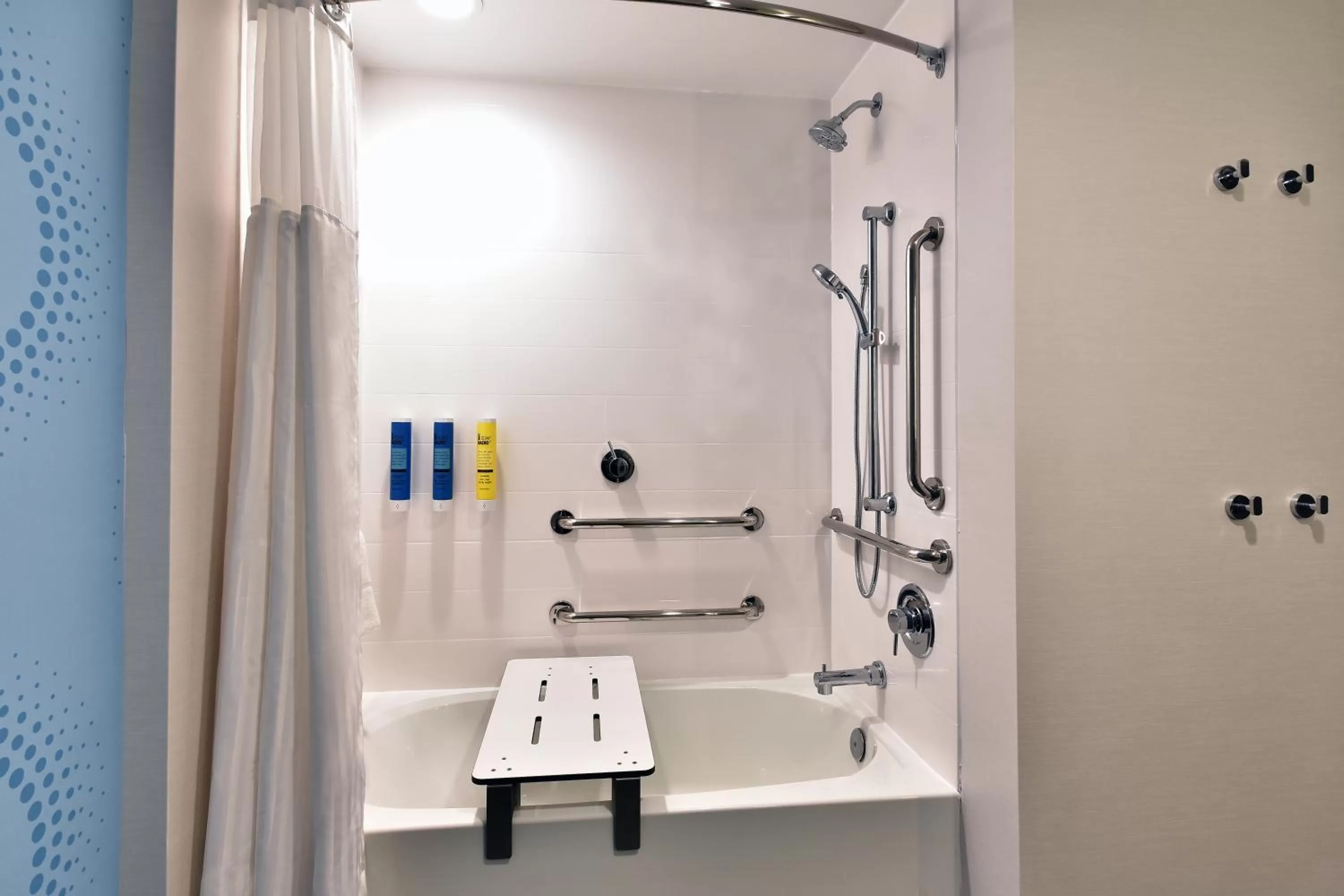 Queen Room with Two Queen Beds and Bath Tub - Mobility/Hearing Accessible in Tru By Hilton Beckley, Wv