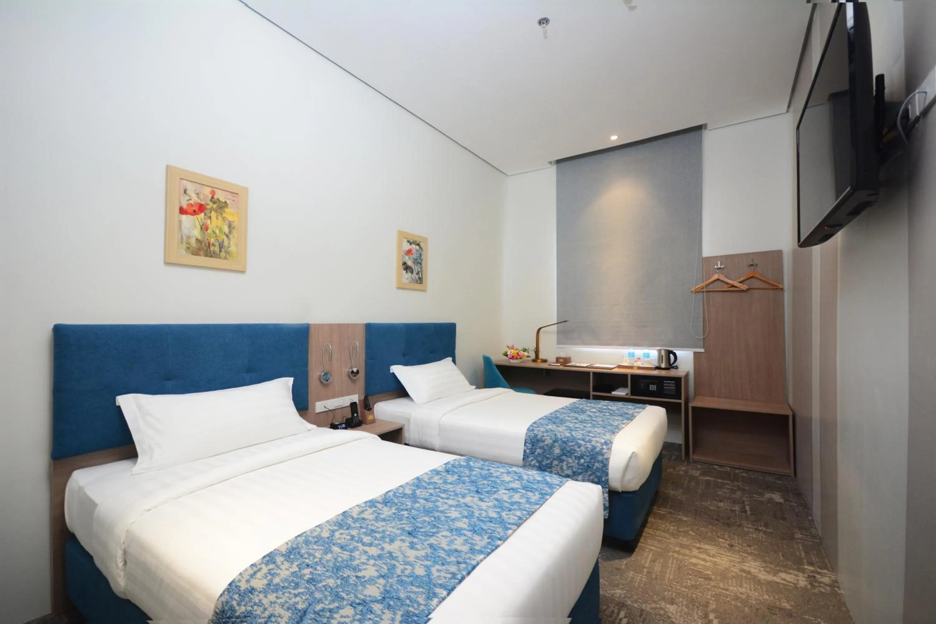 Superior Twin Room in Blue Lotus Hotel