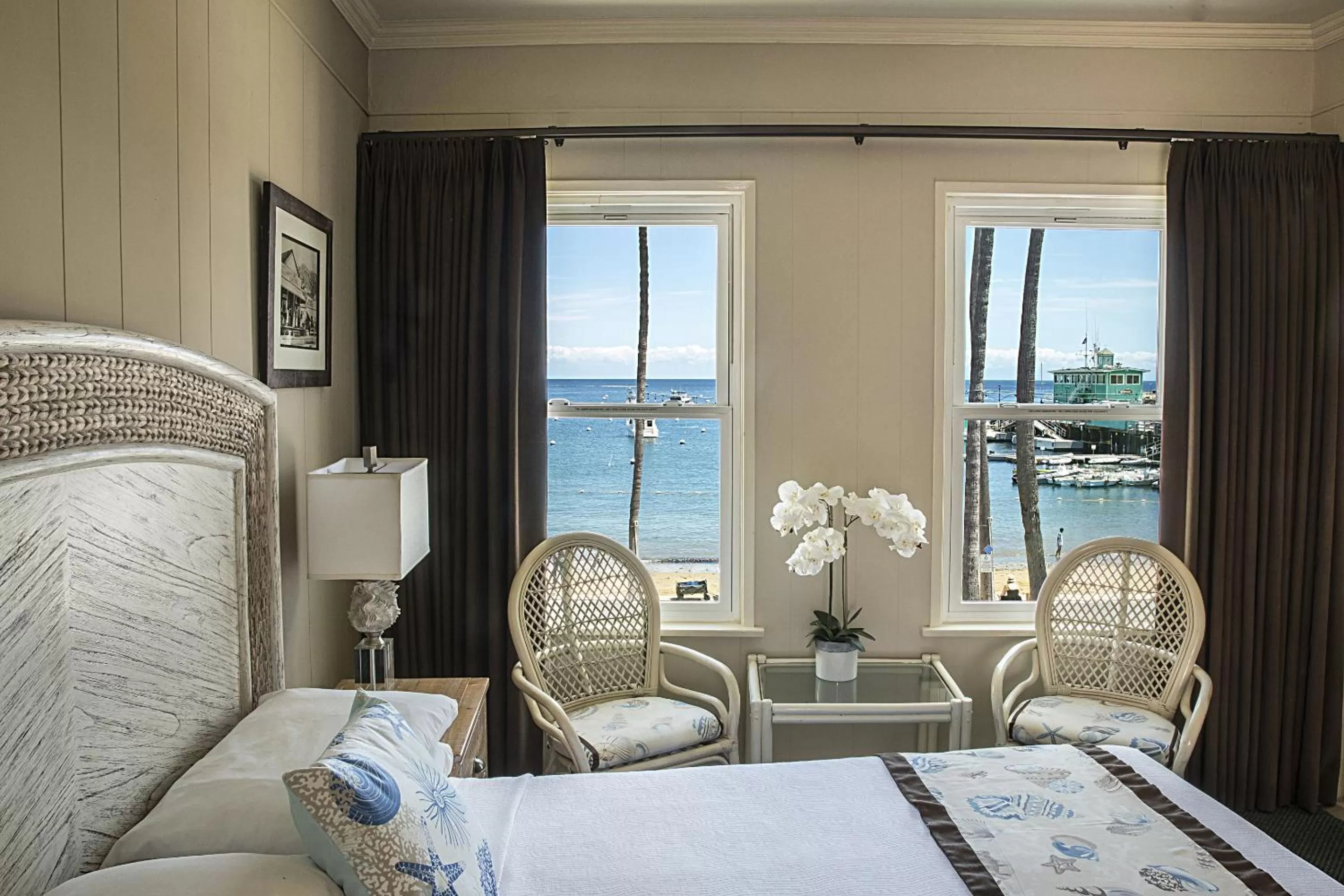 Ocean View Queen in Hotel Mac Rae