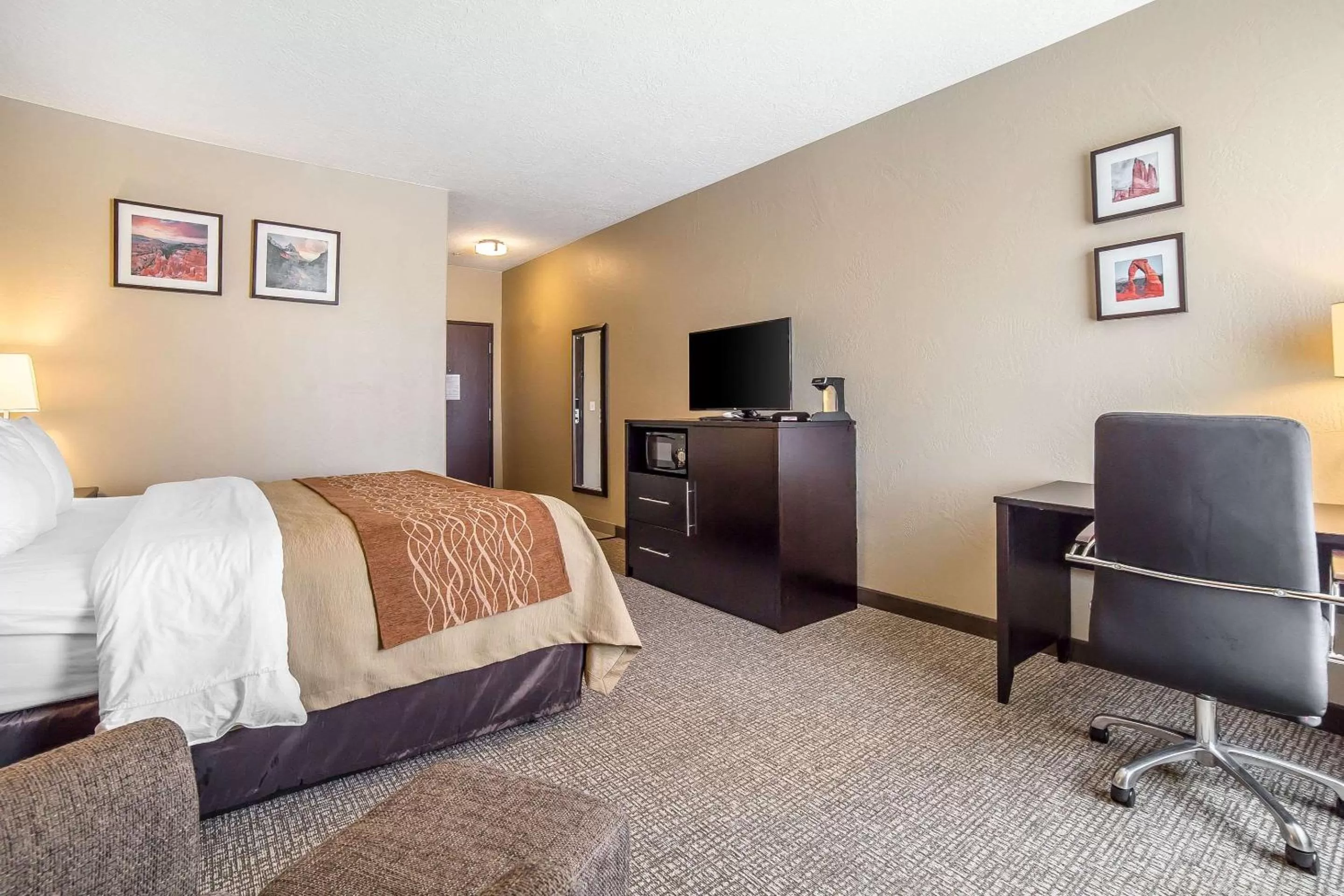 King Room - Non-Smoking in Comfort Inn & Suites Vernal - National Monument Area