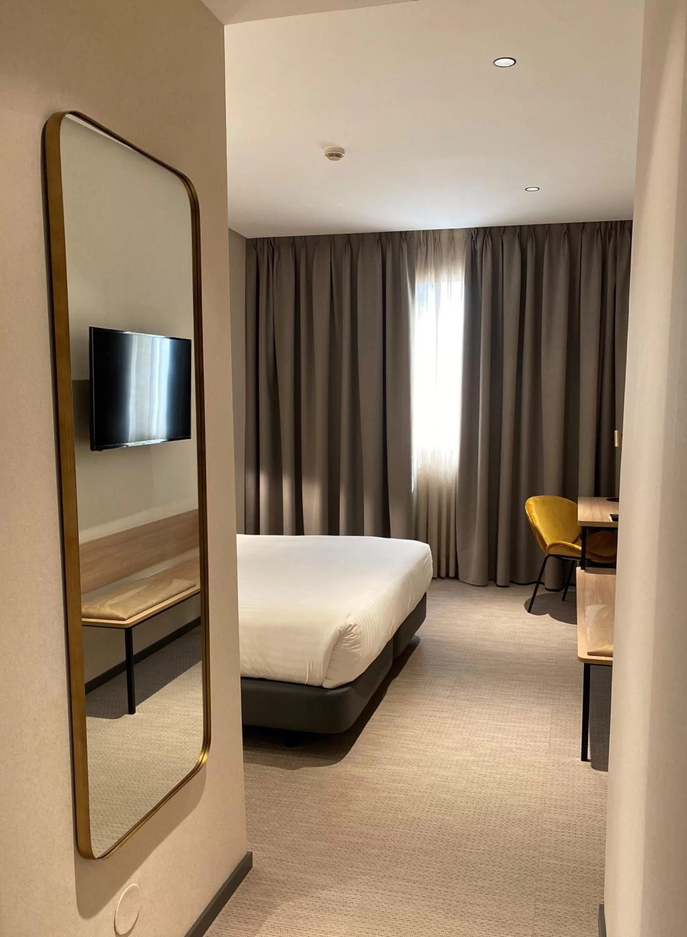 Superior Single Room in Silken Ciudad Gijón