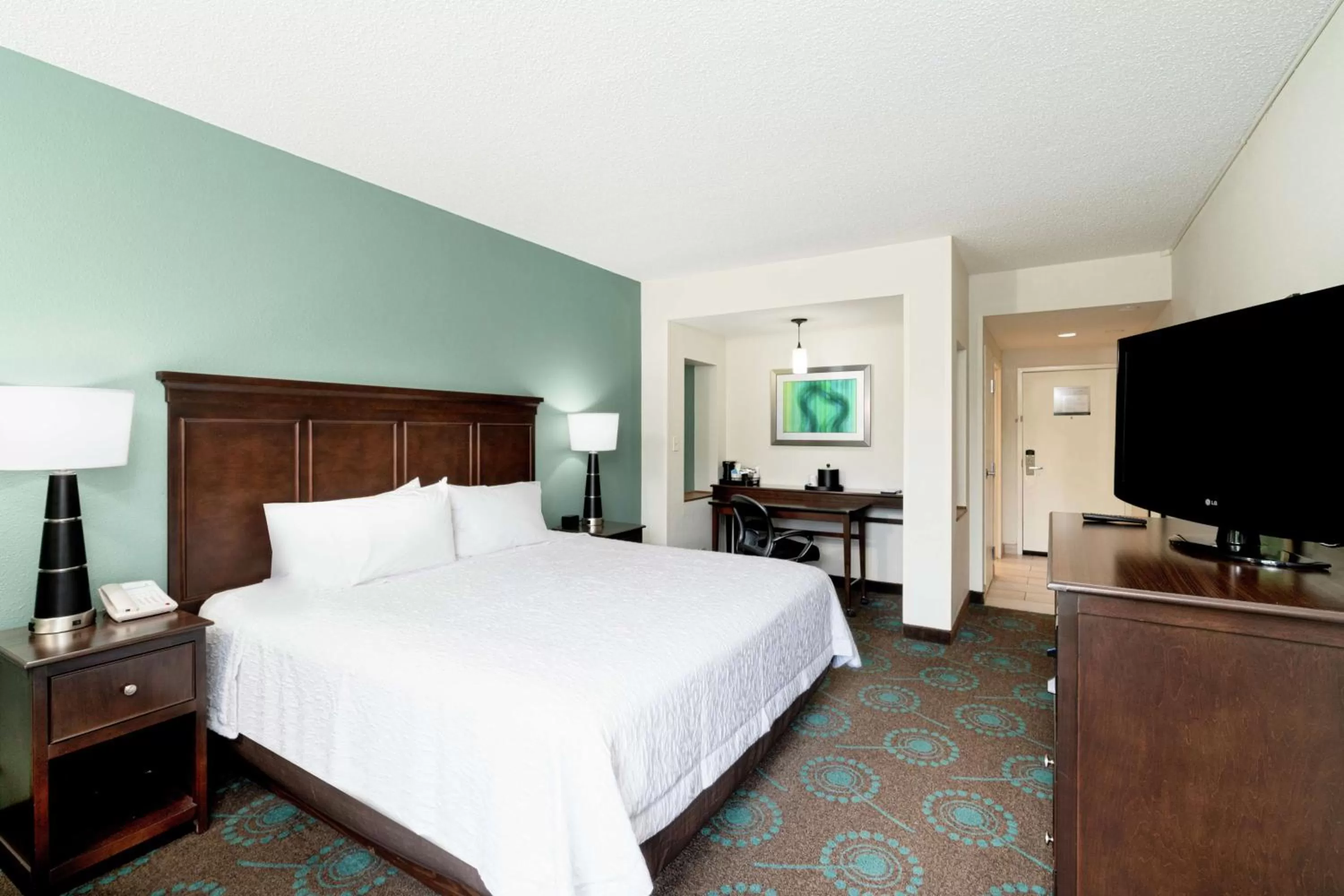 Executive King Room - Non-Smoking in Hampton Inn & Suites Mooresville
