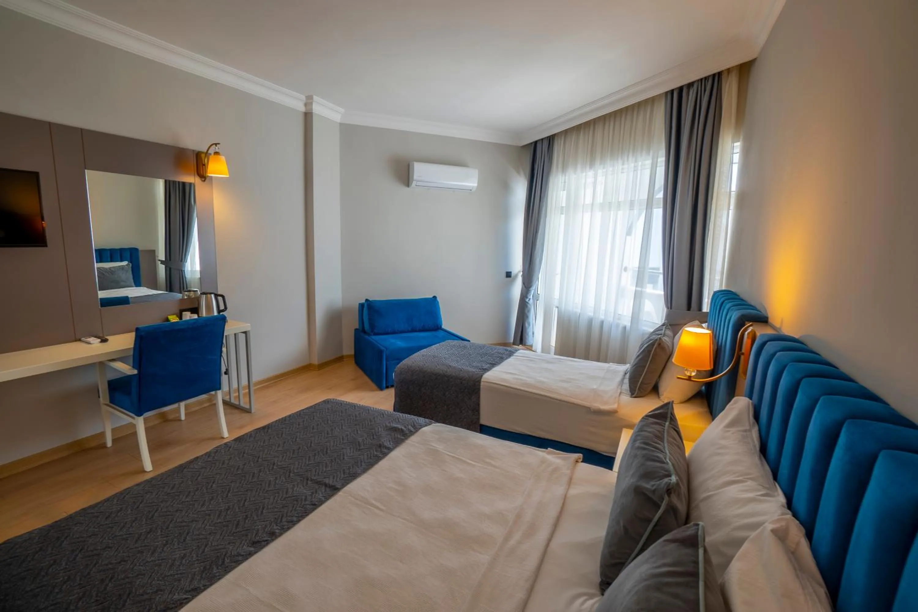 Large Double Room in Armas Bella Sun