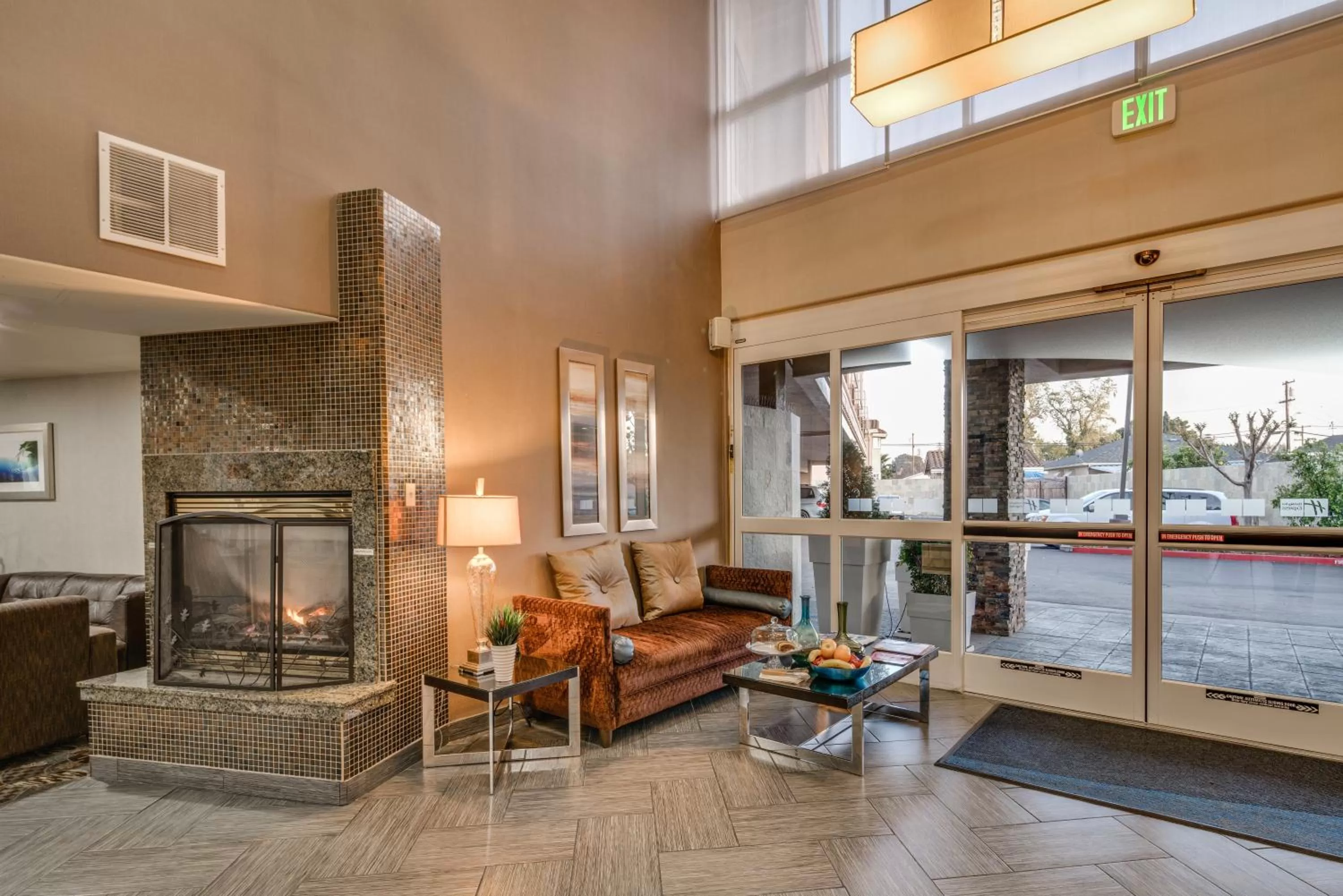 Holiday Inn Express & Suites Santa Clara by IHG