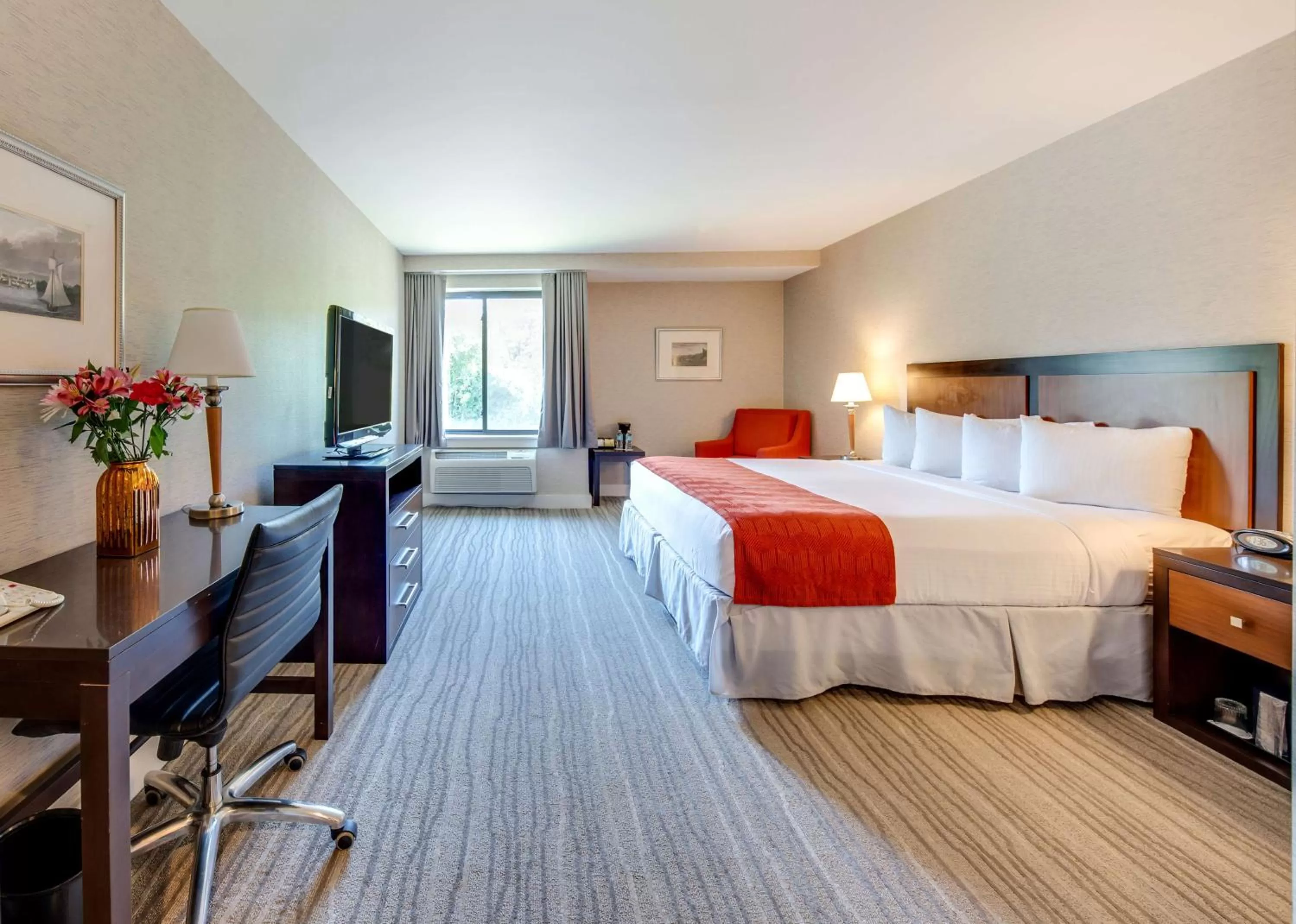 King Room - Disability Access/Non-Smoking in Heritage Hotel, Golf, Spa & Conference Center, BW Premier Collection