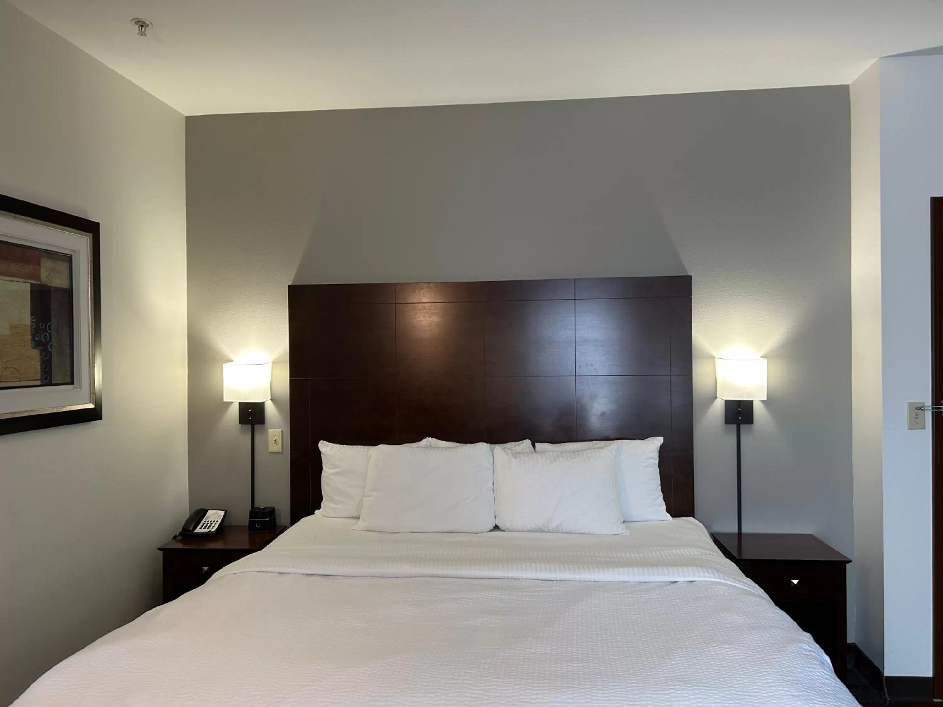 King Apartment with Mountain View - Non-Smoking in La Quinta by Wyndham Bozeman