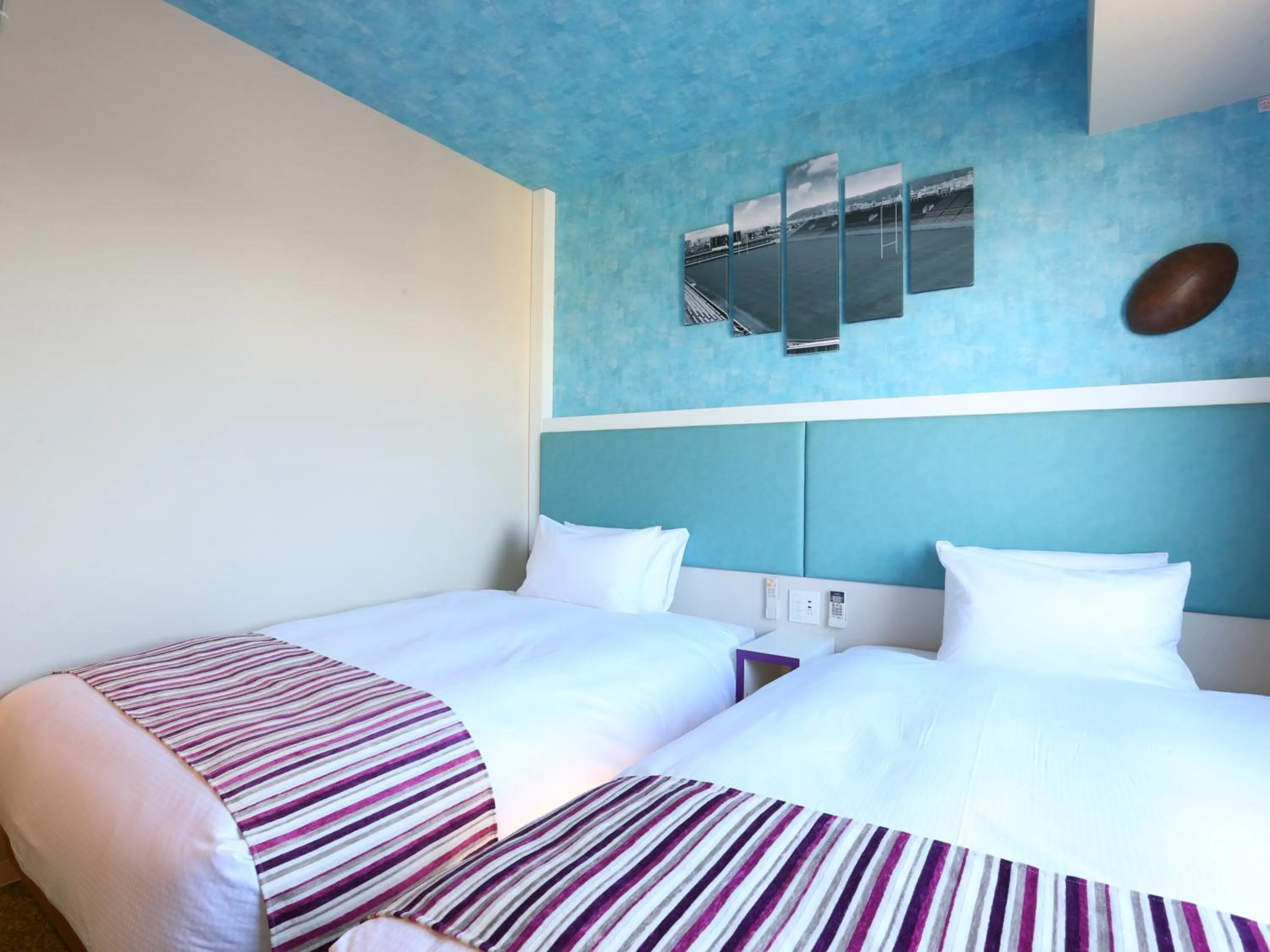 Twin Room - single occupancy - Non-Smoking in KOKO HOTEL Higashiosaka - formerly Hotel Wing International Select Higashi Osaka