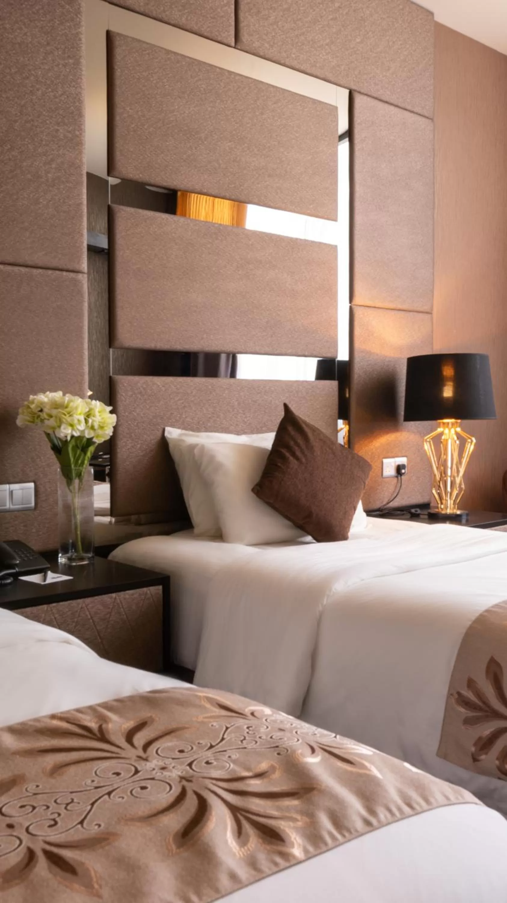 Premier Twin Room - single occupancy in New World Suites