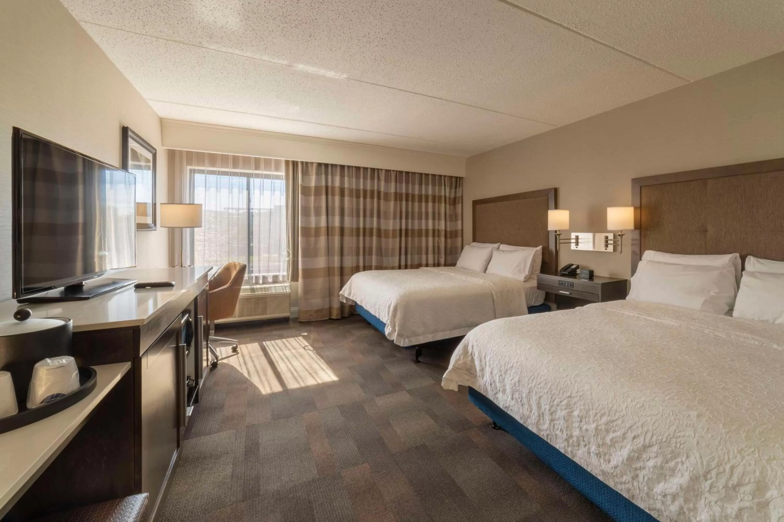 Queen Room with Two Queen Beds - single occupancy - Non-Smoking in Hampton Inn Carlstadt At The Meadowlands