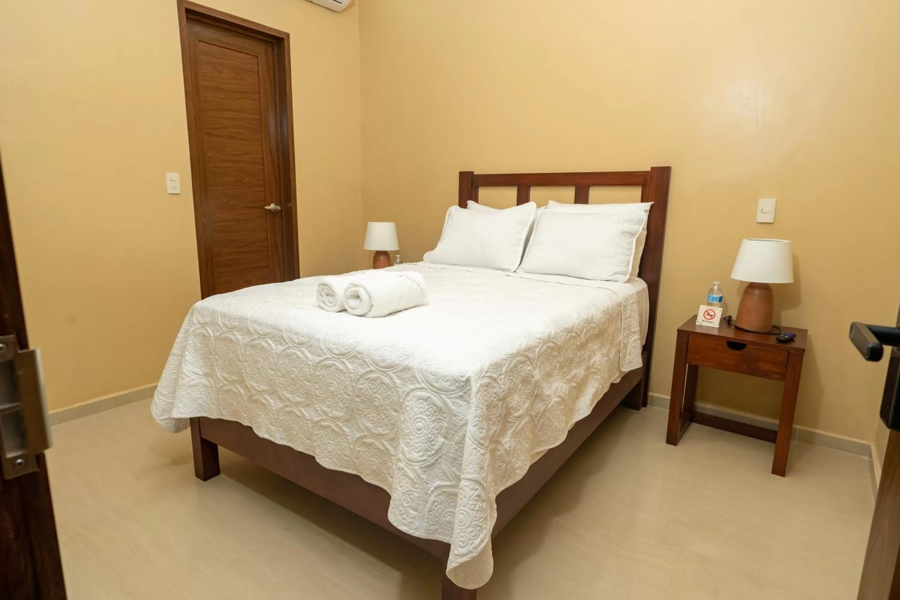 Double Room with Private Bathroom in The Garden Hotel