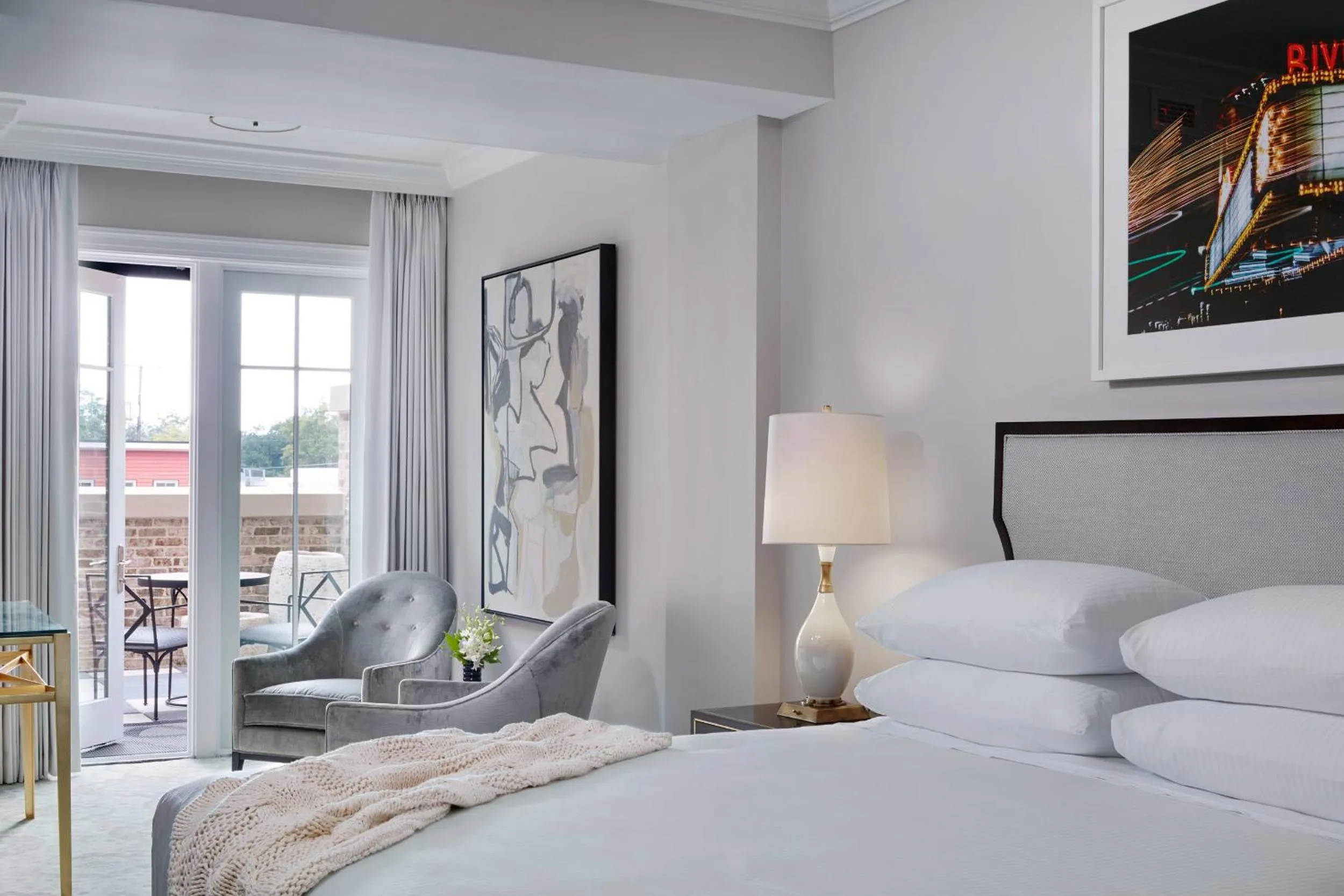 Deluxe Suite in The Spectator Hotel