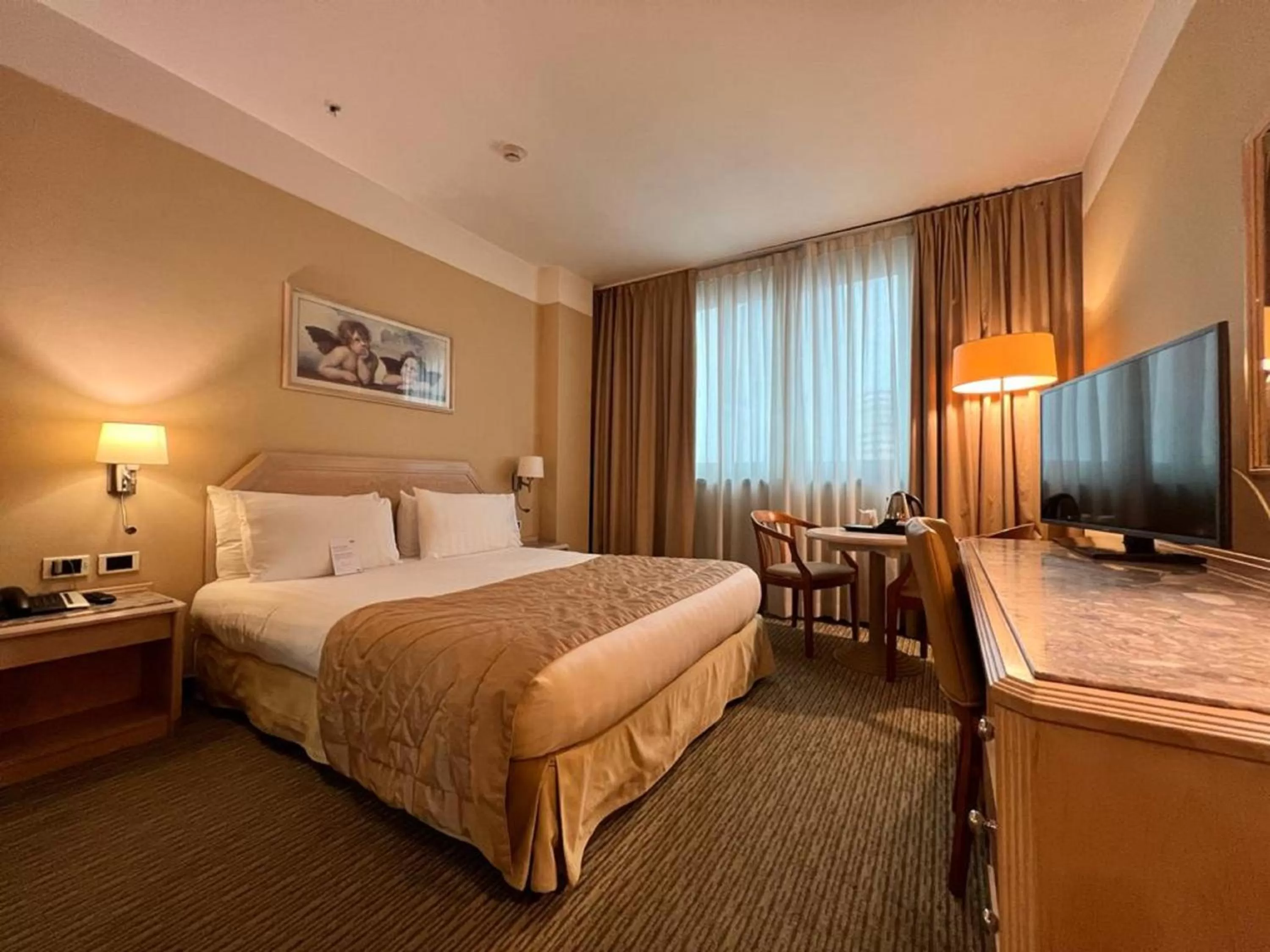 Standard Room in Holiday Inn Naples by IHG