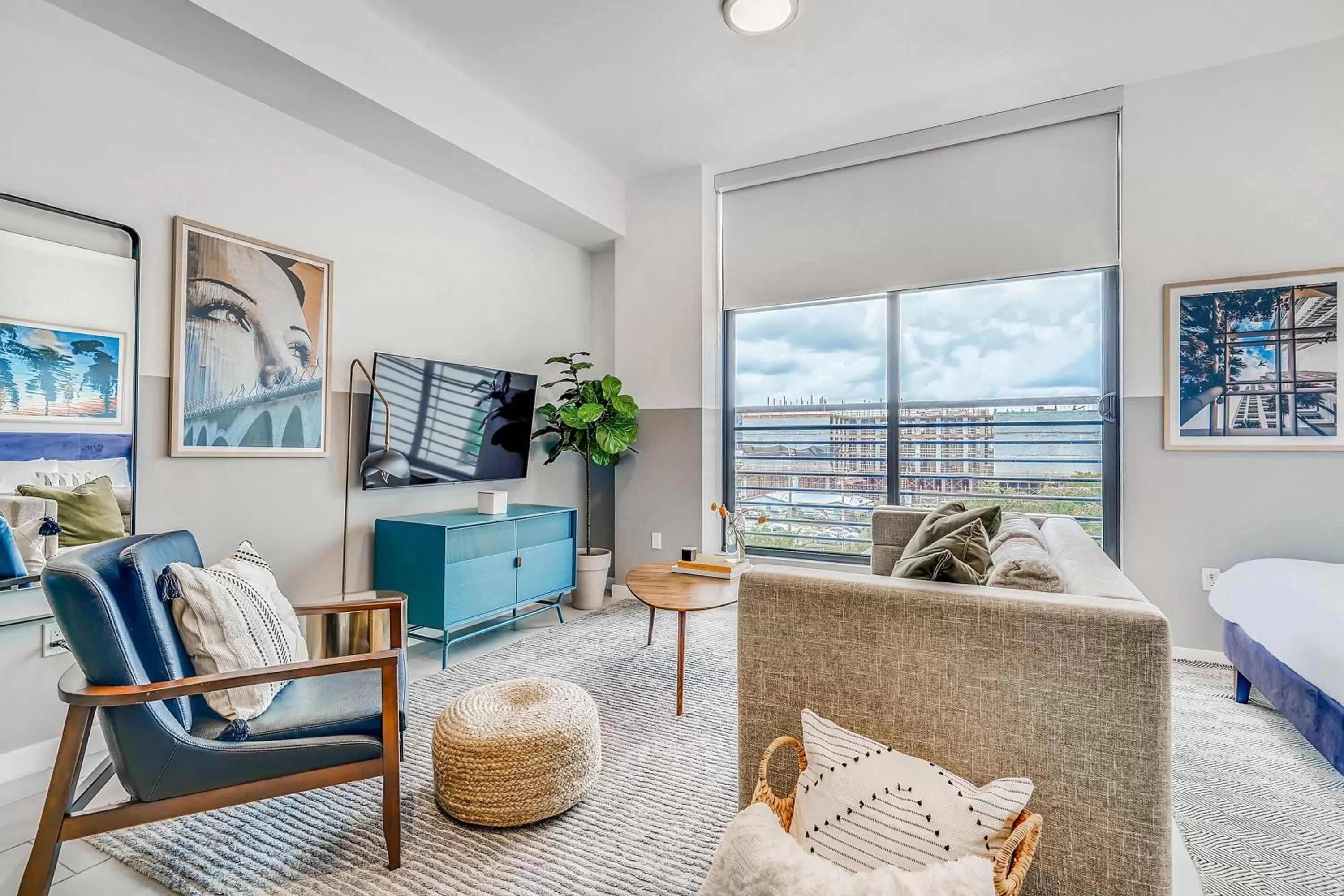 Studio, 1 Queen - single occupancy in Sentral Wynwood