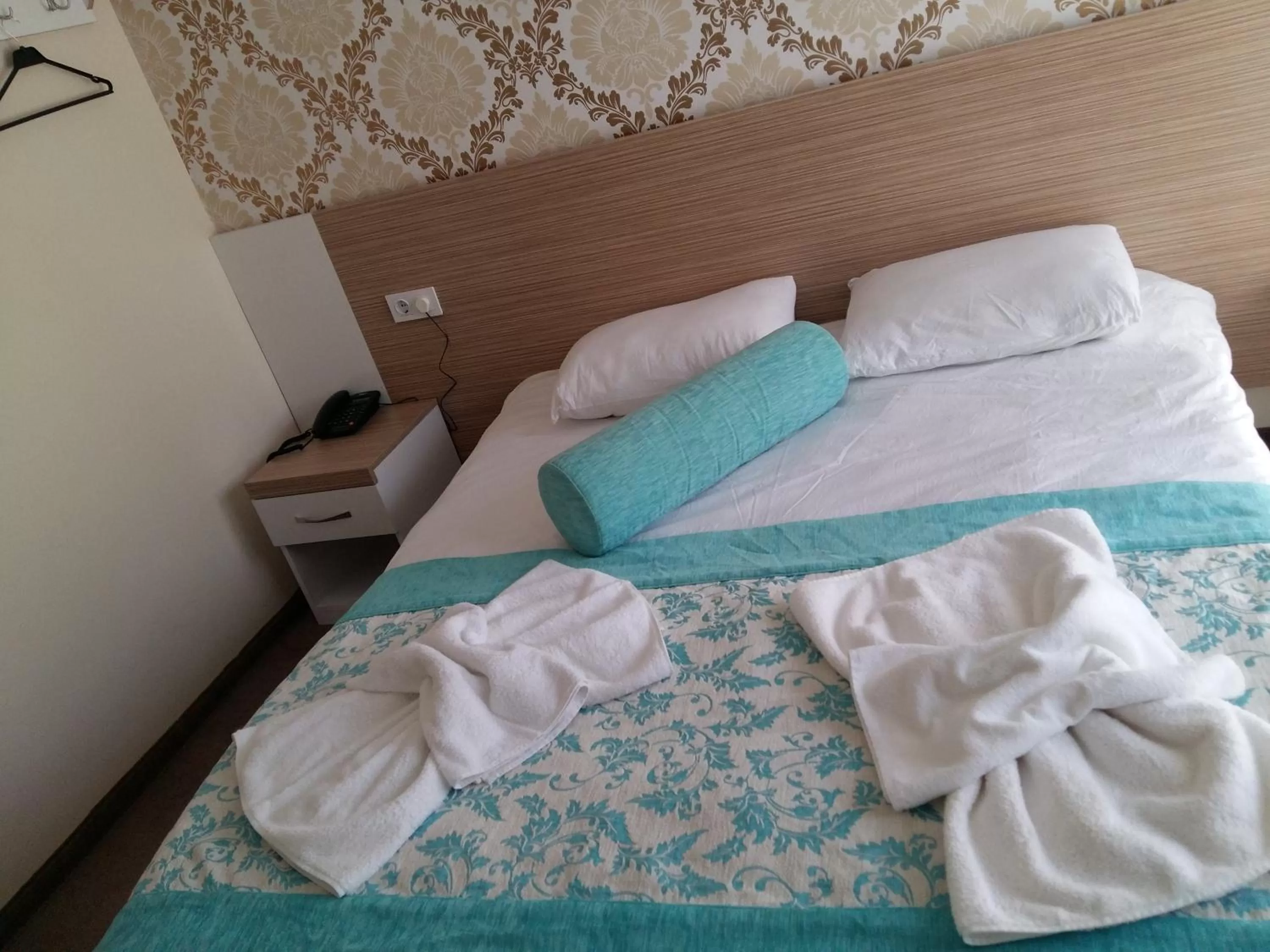 Large Single Room in Nicea Hotel