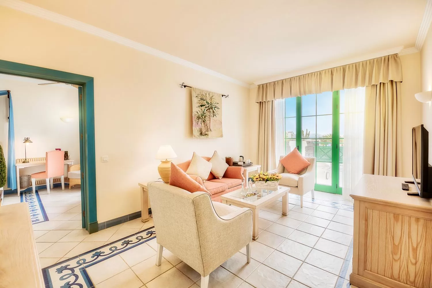 Suite (2 adultos + 2 niños) in Hotel LIVVO Volcán Lanzarote