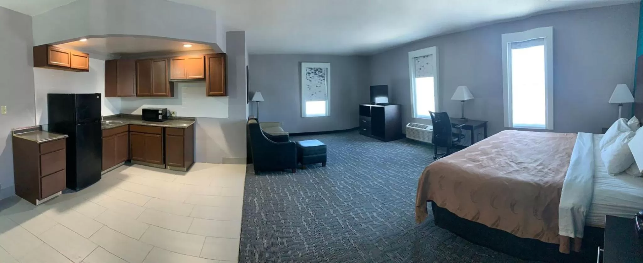 King Room - Accessible/Non-Smoking in Quality Inn & Suites