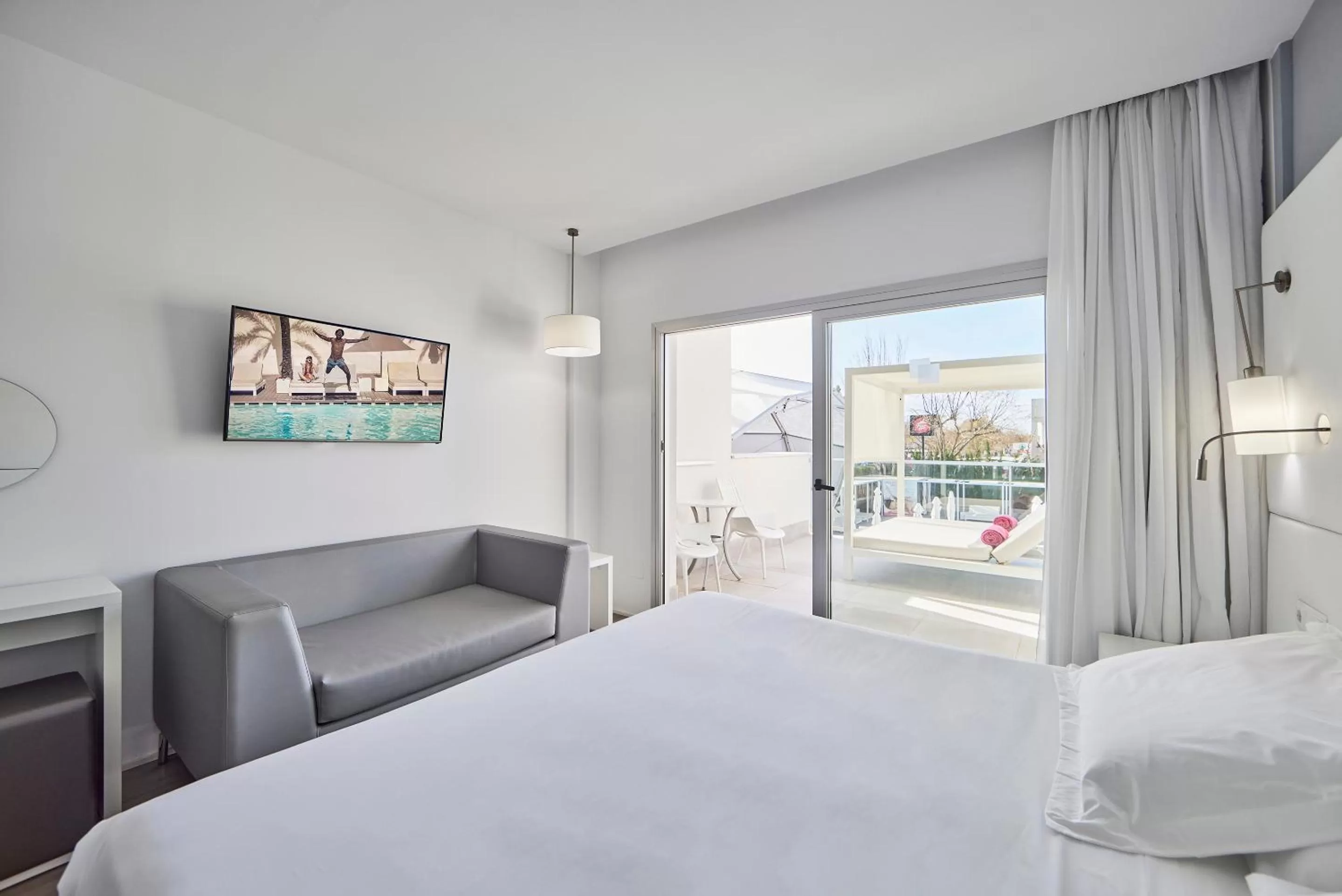 Deluxe Twin Room with Bali-Bed & Pool View in Hotel Astoria Playa Adults Only 4* Sup