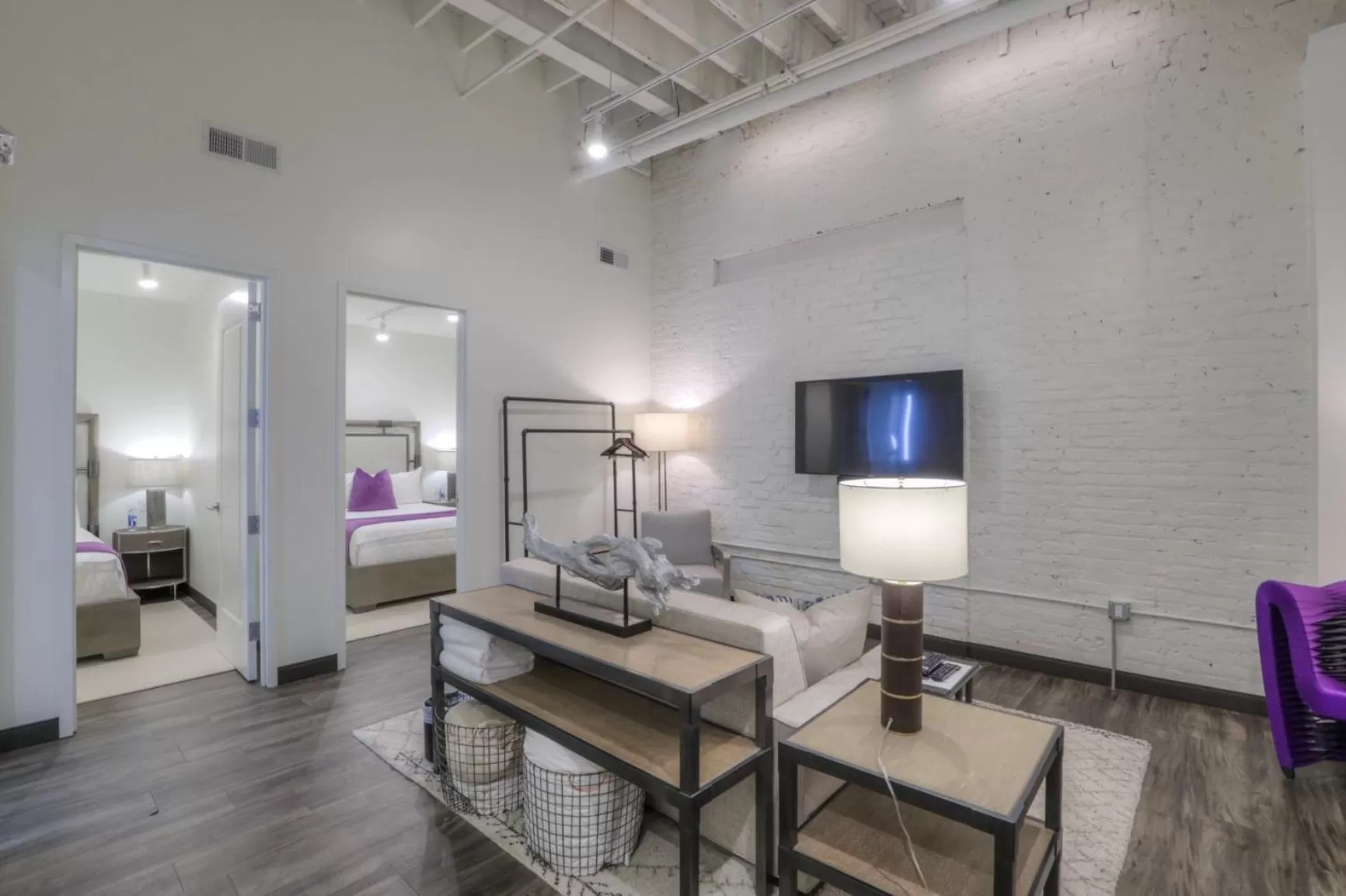 Two-Bedroom Queen Suite w/ Sofa in Studio 154 Hotel