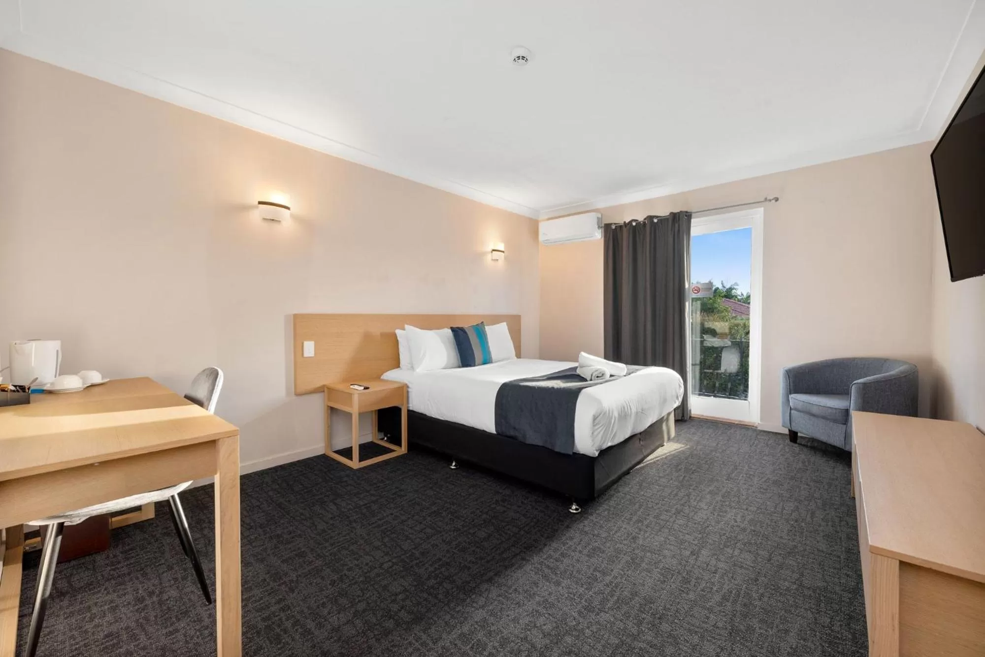 Superior Queen Room - single occupancy in Hamilton Brisbane Airport Hotel