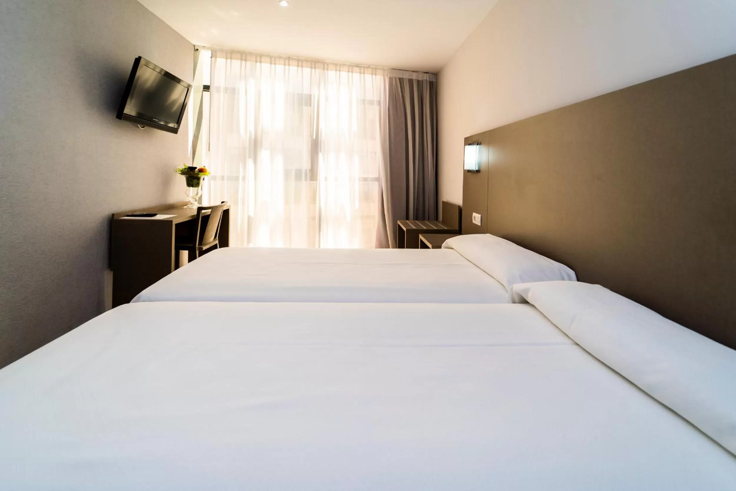 Standard Quadruple Room in Hotel Montesol Benidorm