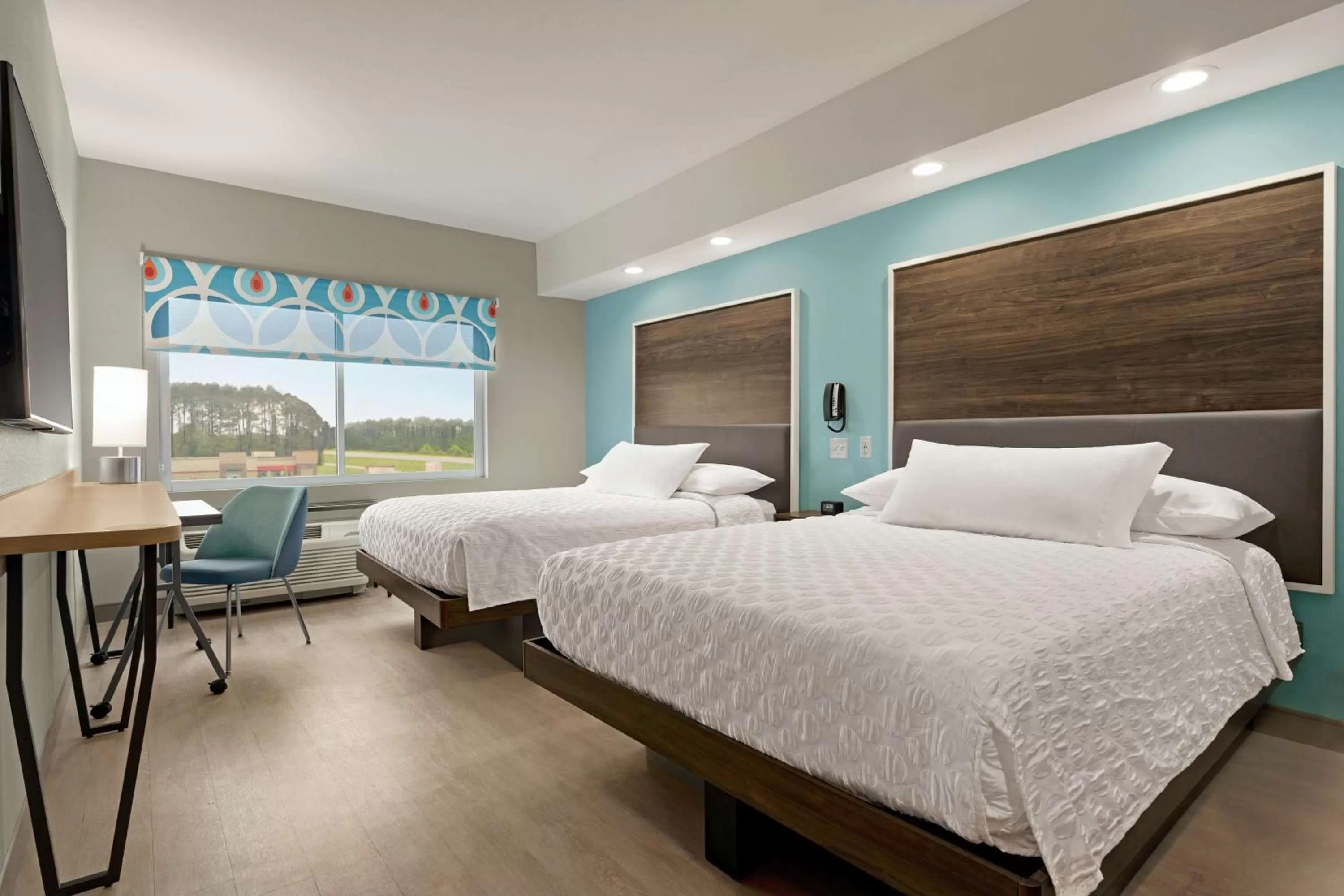 Queen Room with Two Queen Beds in Tru By Hilton Florence I-95