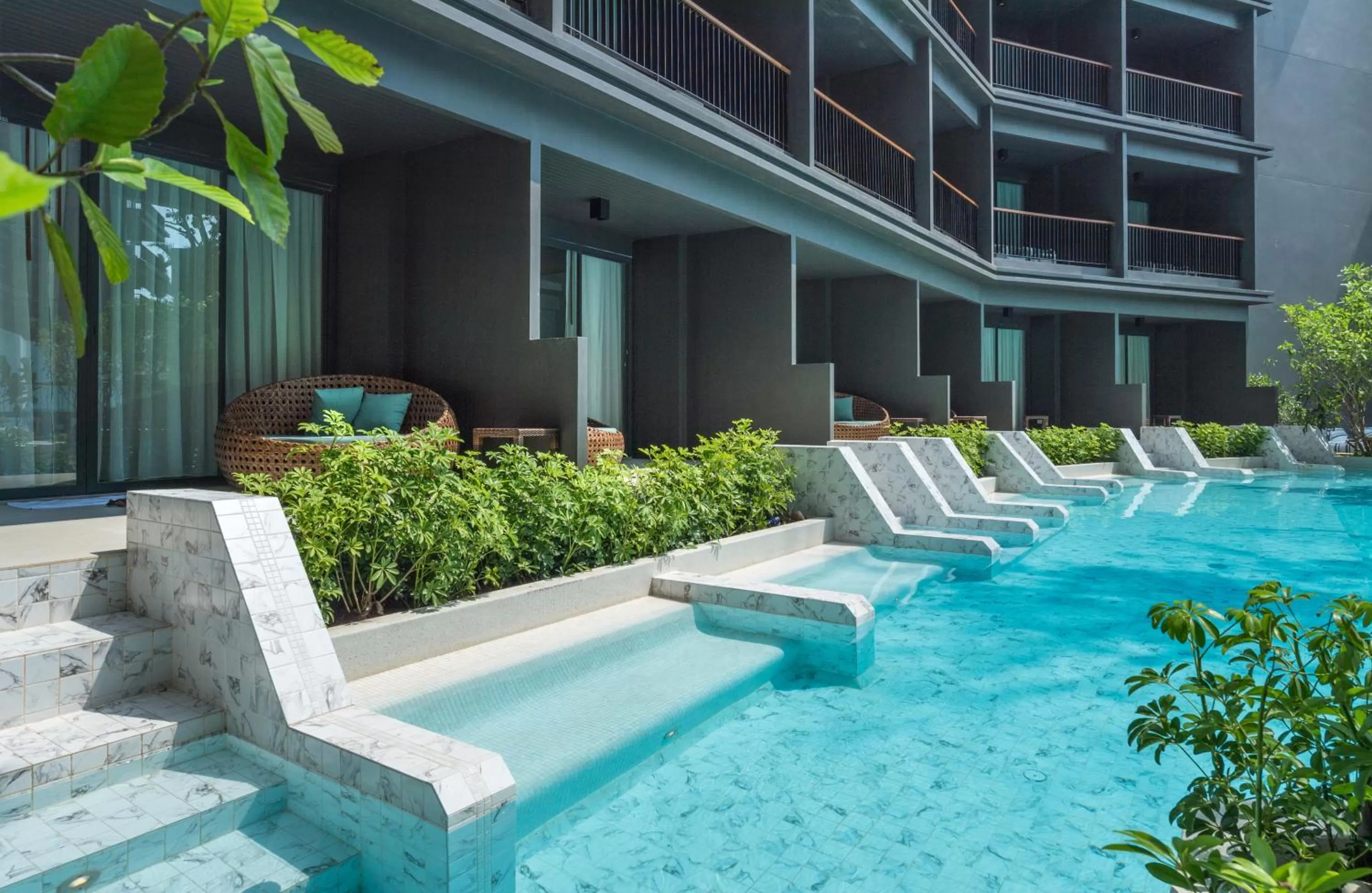 Deluxe Pool Access in Panan Krabi Resort