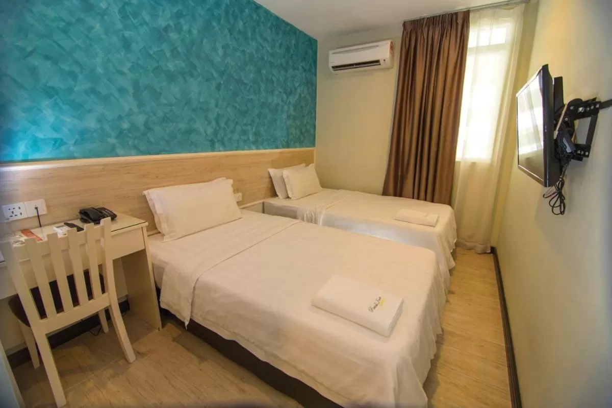 Twin Room in Pantai Inn Kota Kinabalu