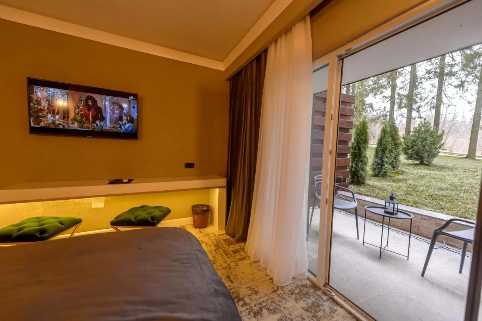 Double Room with Terrace in Elexus Predeal