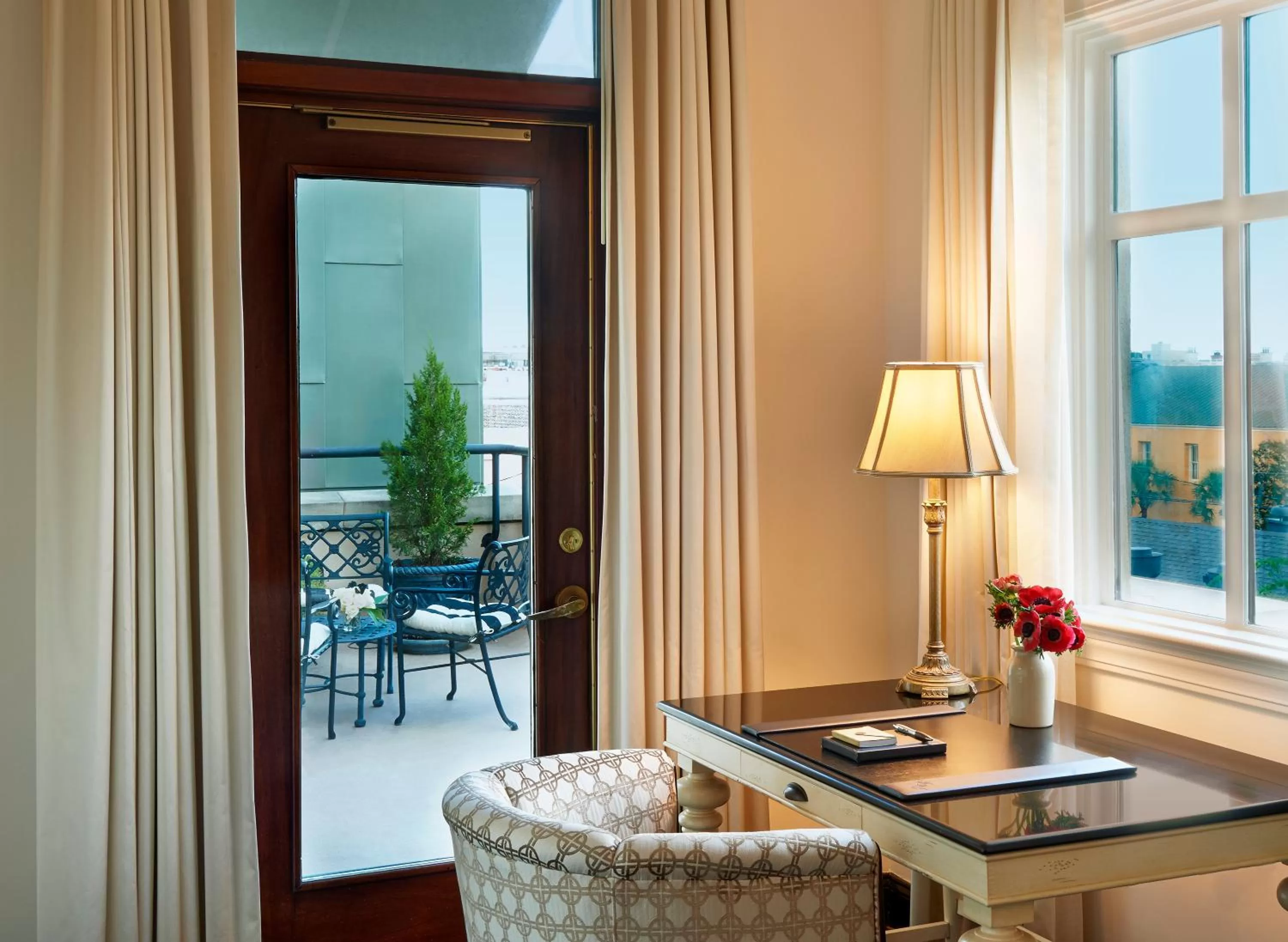 Corner King Room with Terrace in French Quarter Inn