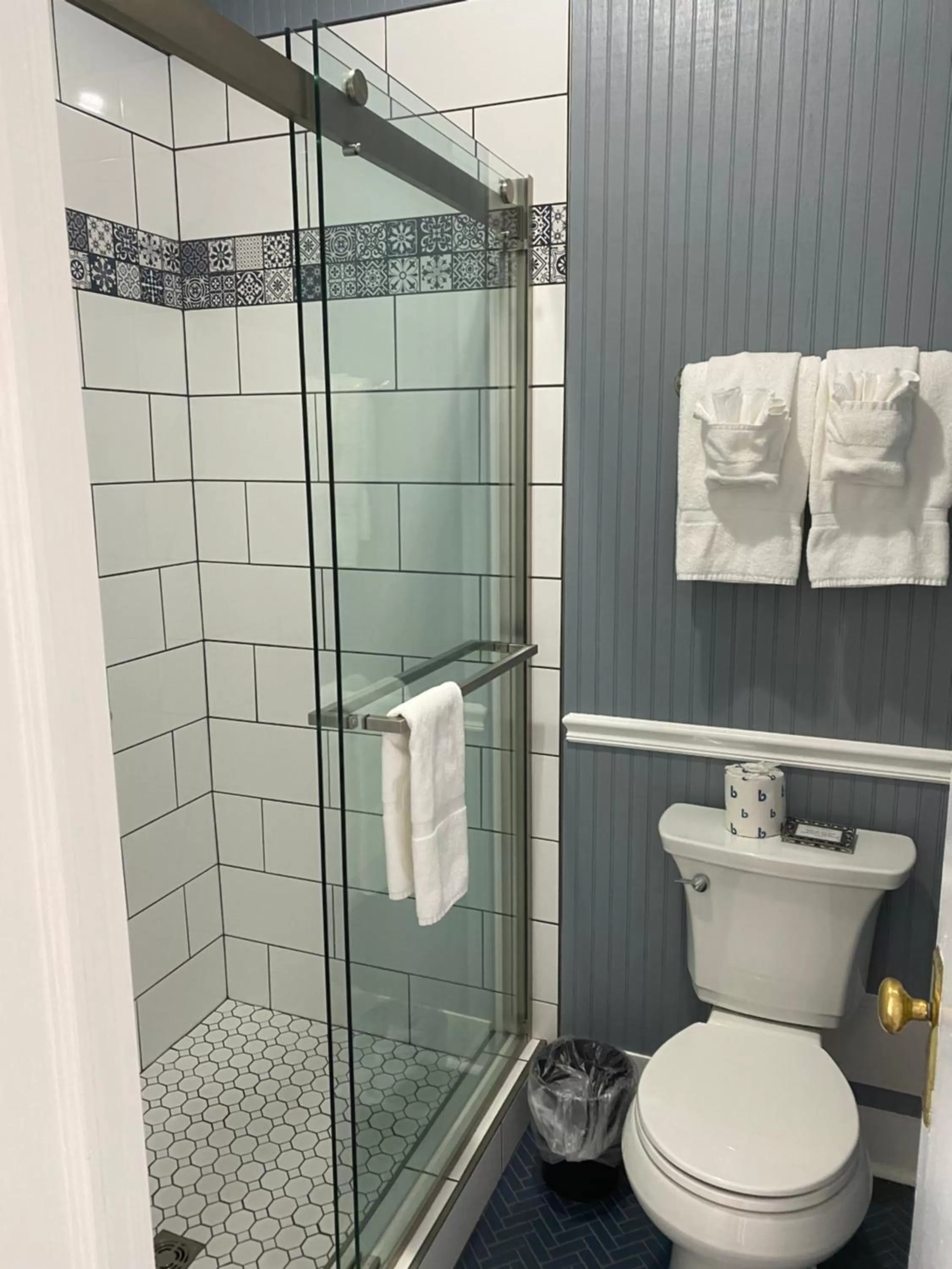 Superior Queen Room in 1898 Waverly Inn