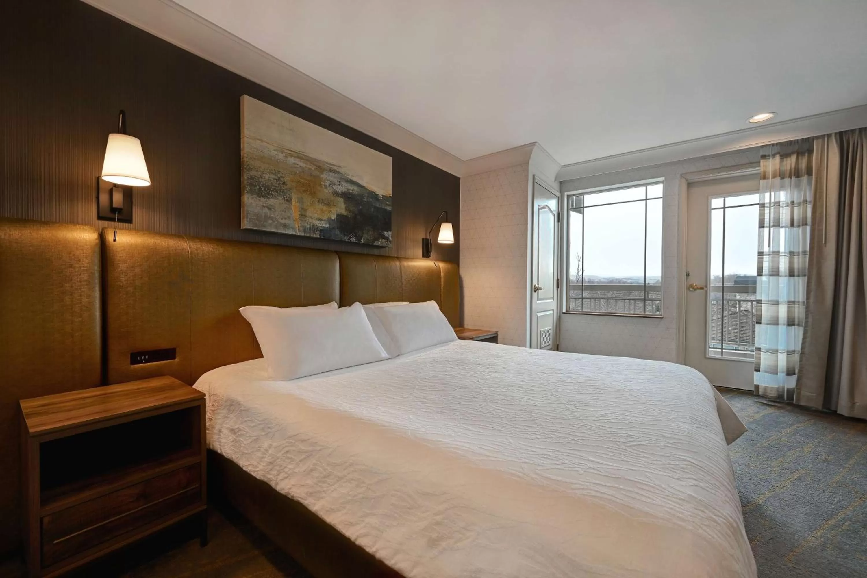 King Suite with Whirlpool in Hilton Garden Inn Boise / Eagle