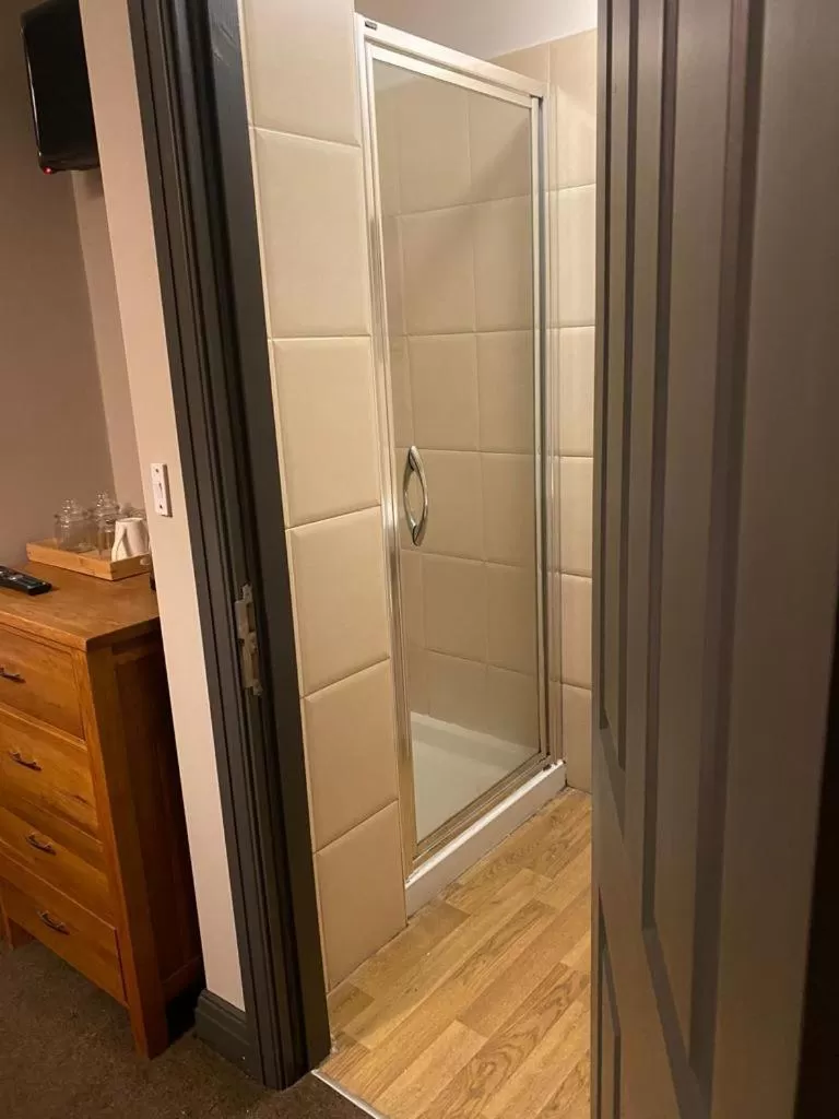 Standard Twin Room in Duke Of York