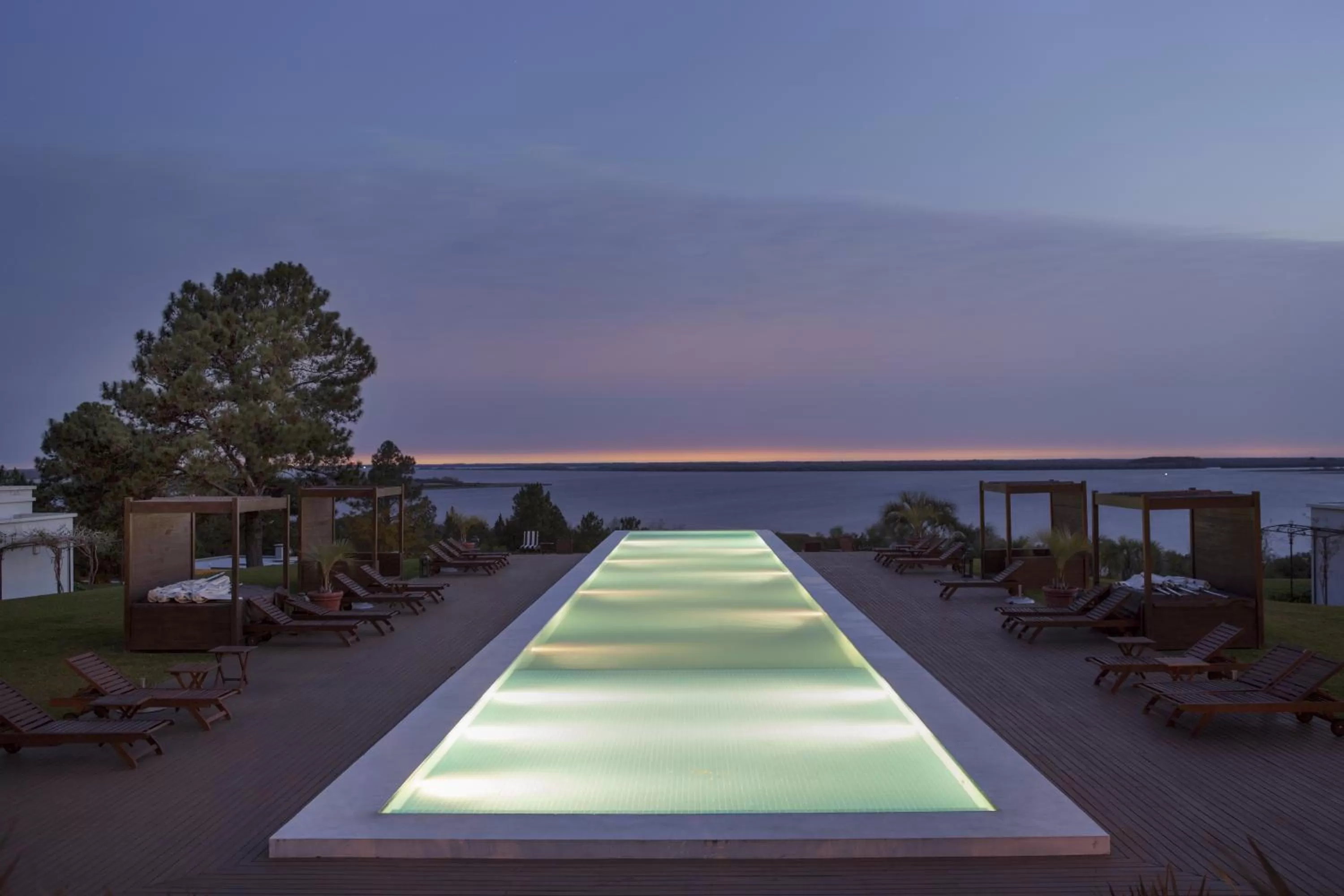 Pool view in Casa Chic Carmelo