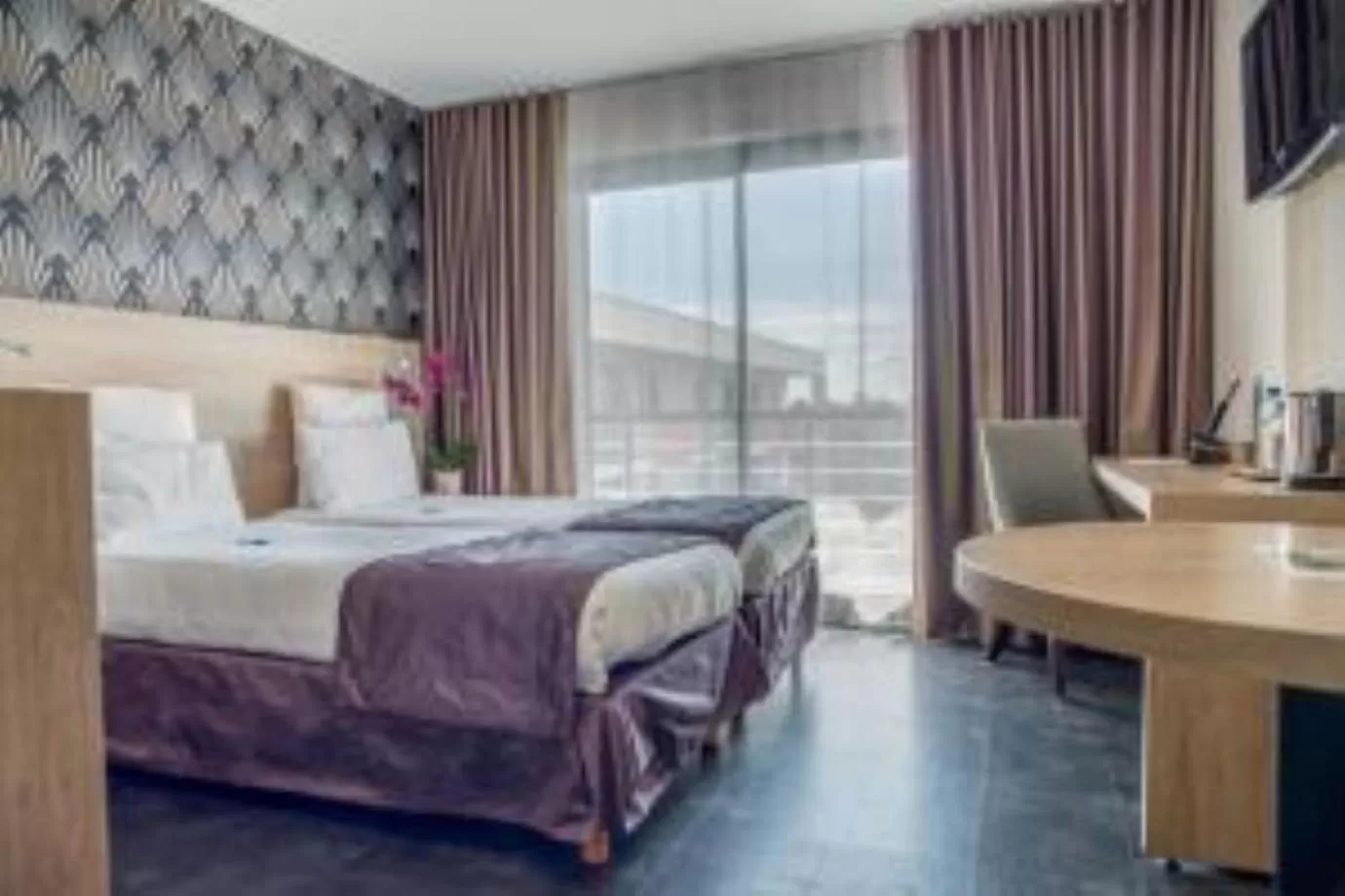 King Studio - Non-Smoking in Best Western Les Aureliades Saint Nazaire