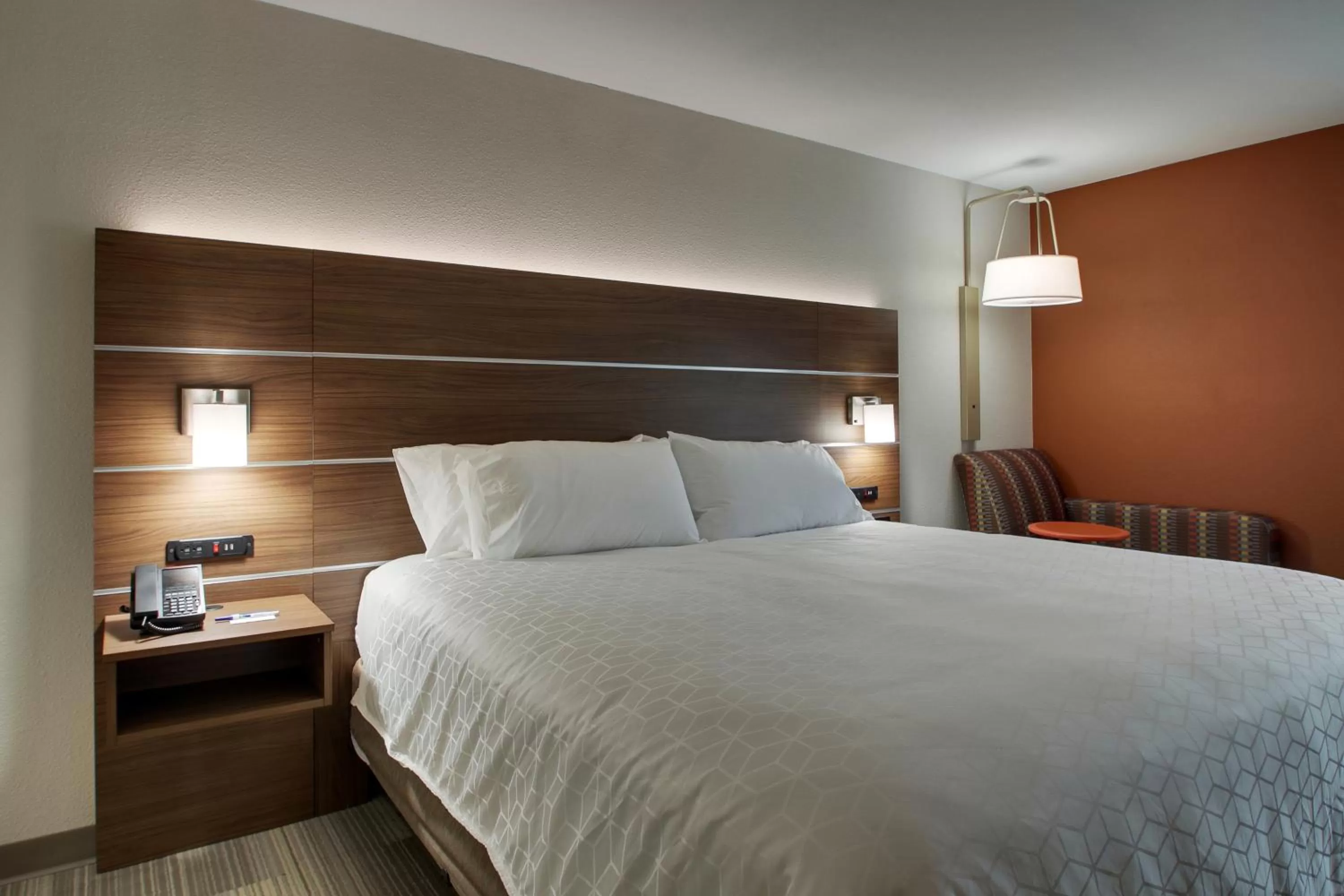 Standard King Room in Holiday Inn Express Voorhees/ Mt. Laurel by IHG