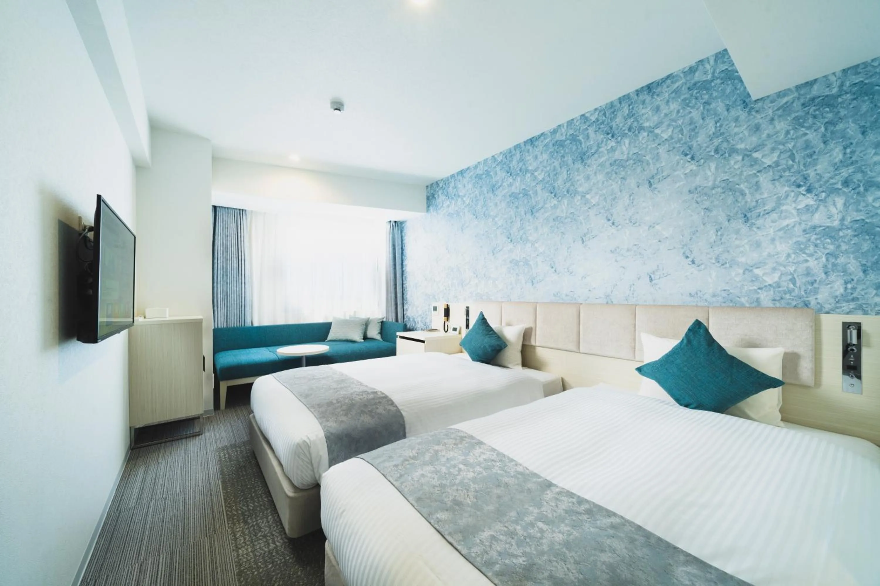 Twin Room - single occupancy in Rembrandt Style Naha