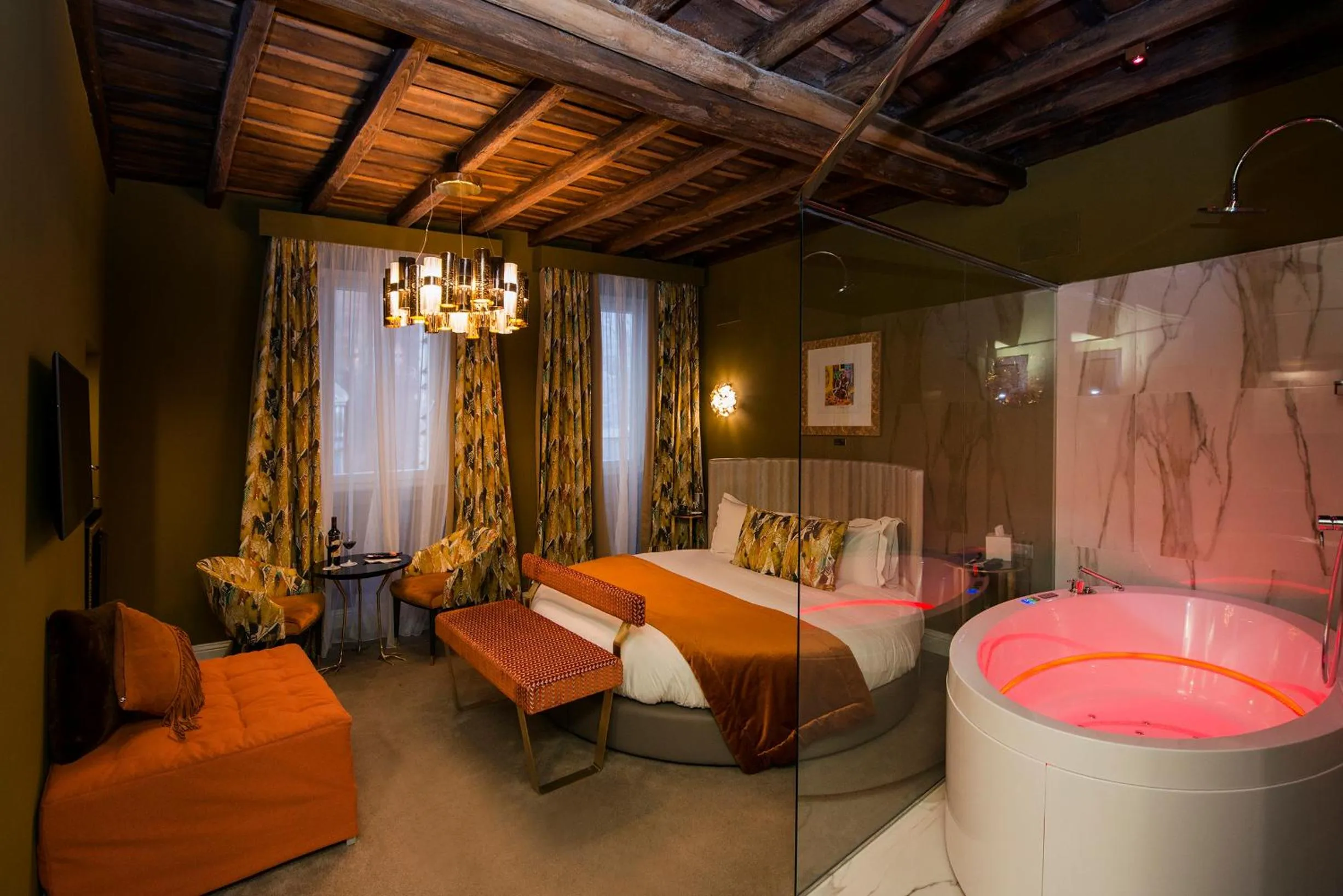 Junior Suite with Hot Tub in Torre Argentina Relais - Residenze di Charme