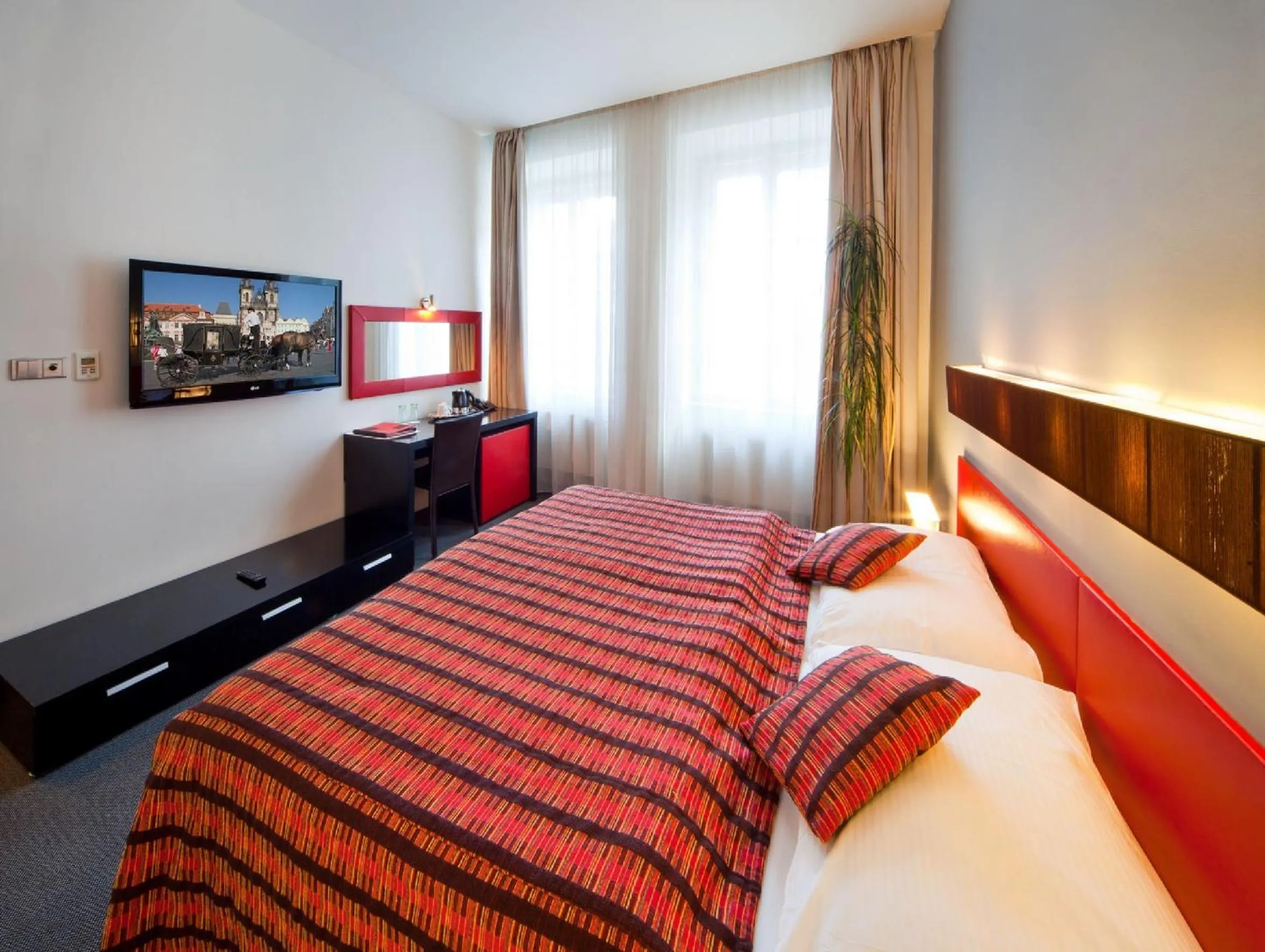 Double or Twin Room with View in Prague Inn
