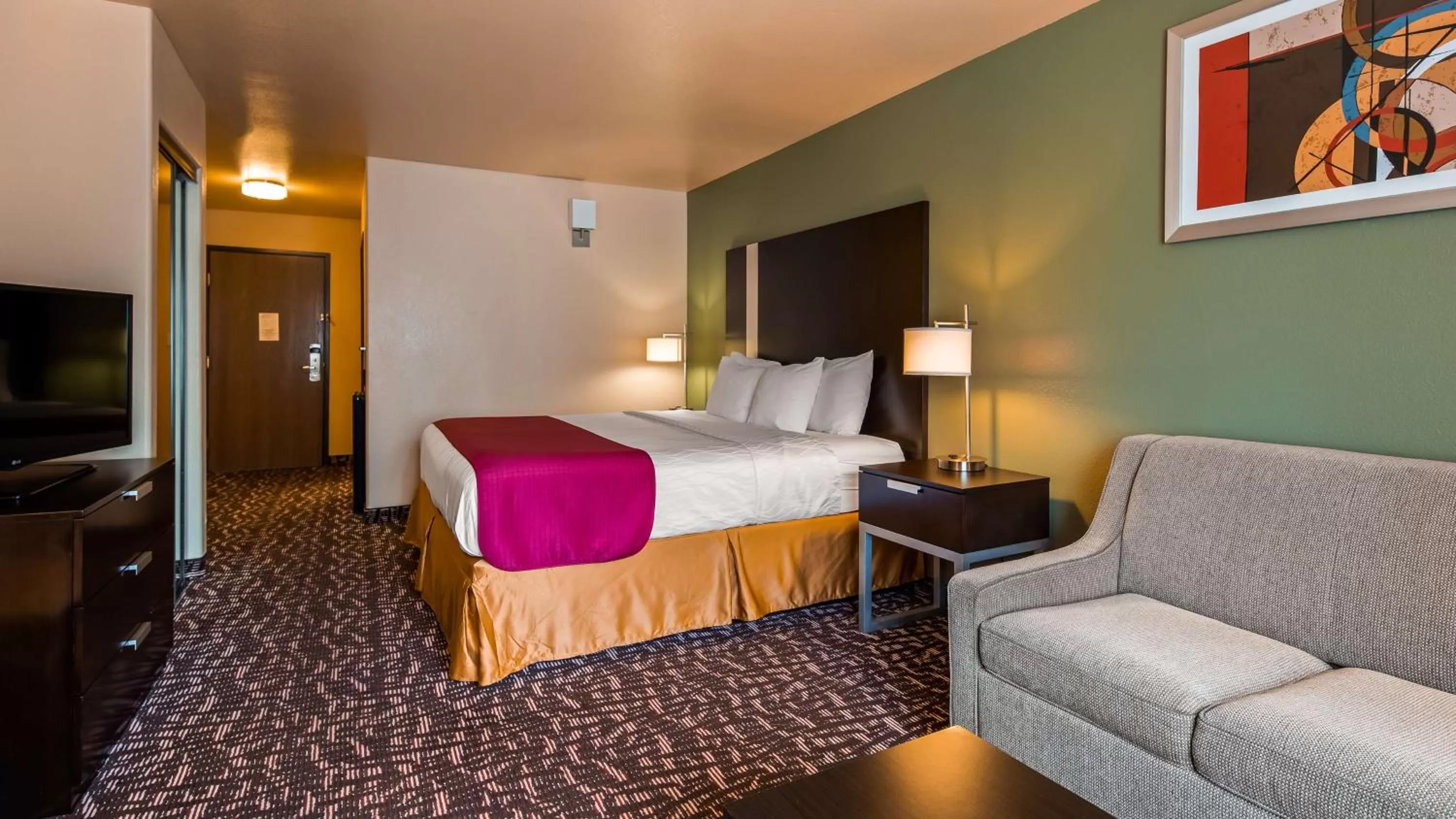 King Room with Sofa Bed - Non-Smoking in Best Western Plus The Woodlands