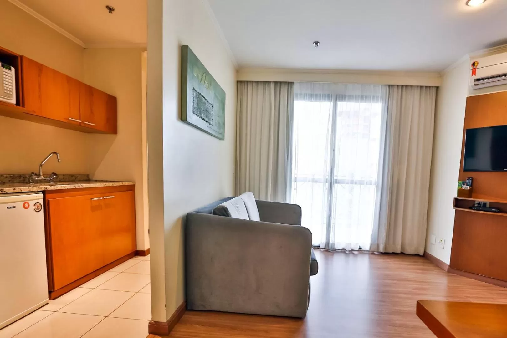 Superior Double Room in Quality Suites Vila Olimpia
